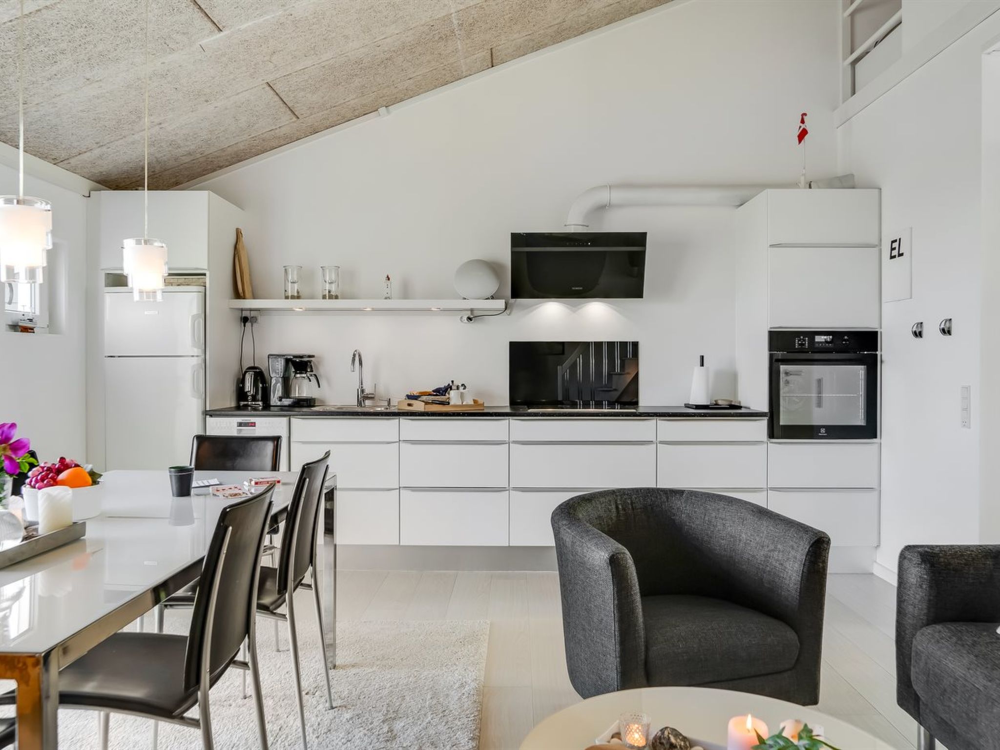 "Brod" - 150m from the sea - Binnen
