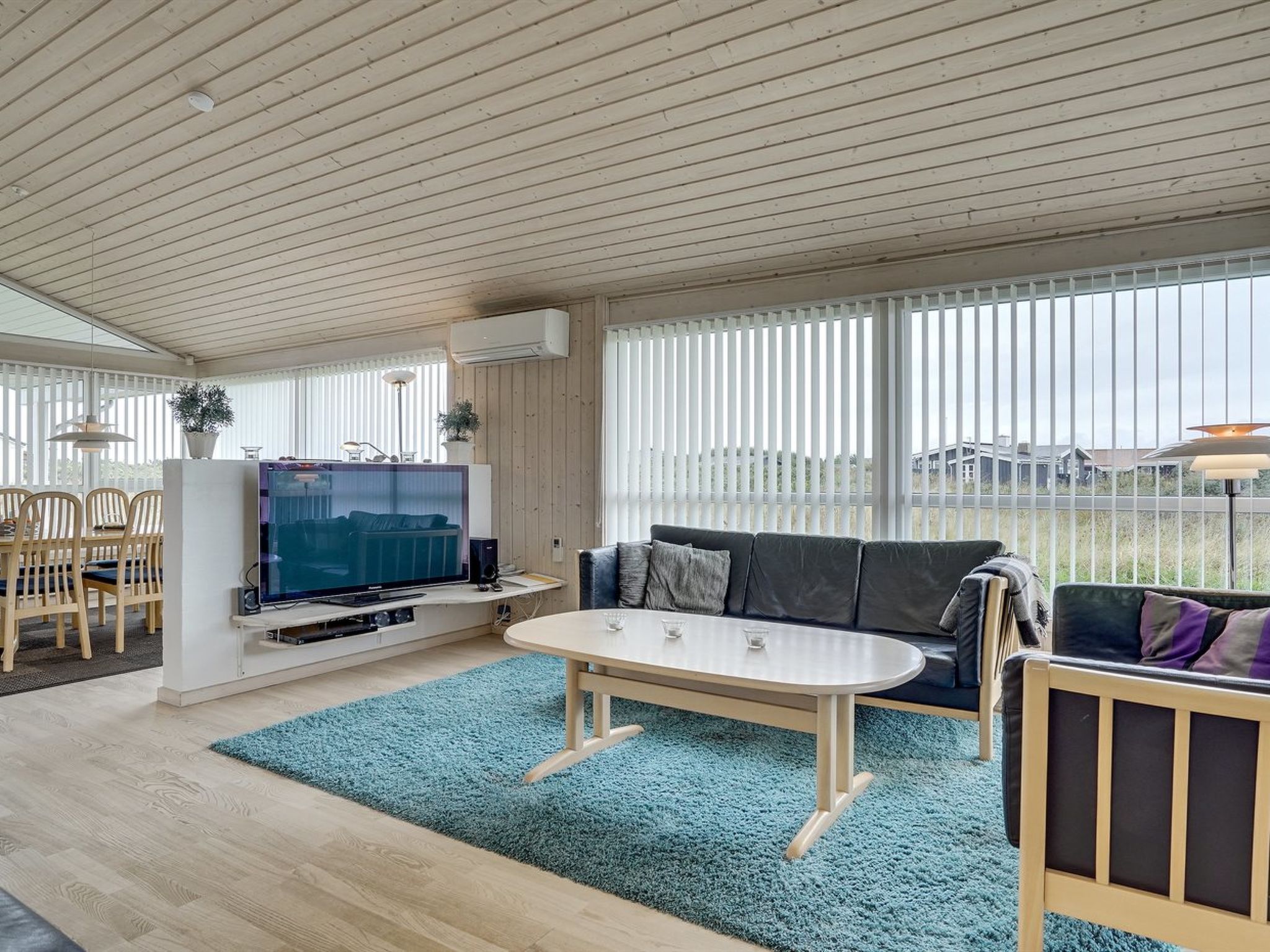 "Joella" - 200m from the sea-Binnen