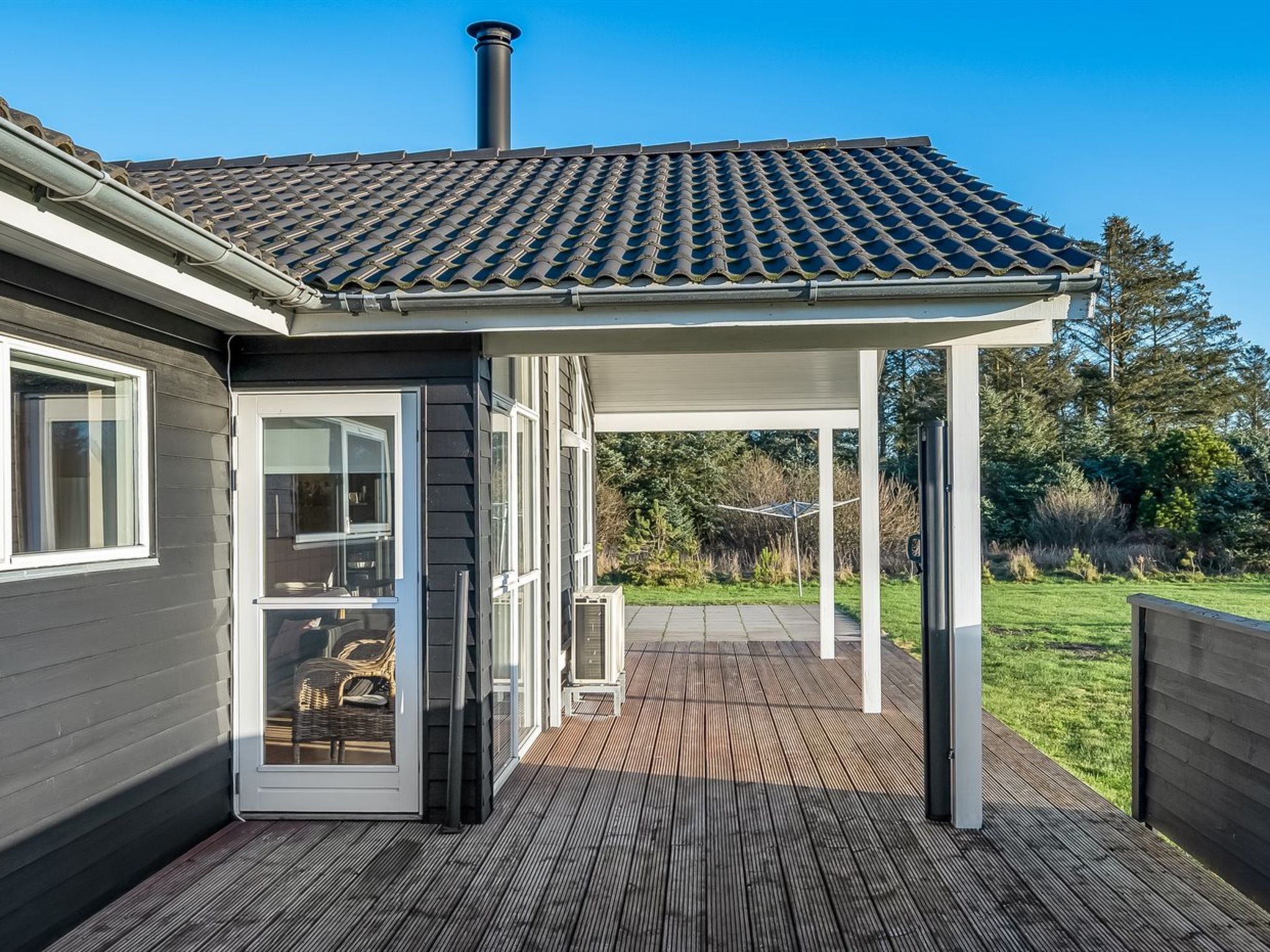 "Oskarvine" - 900m from the sea-Buiten