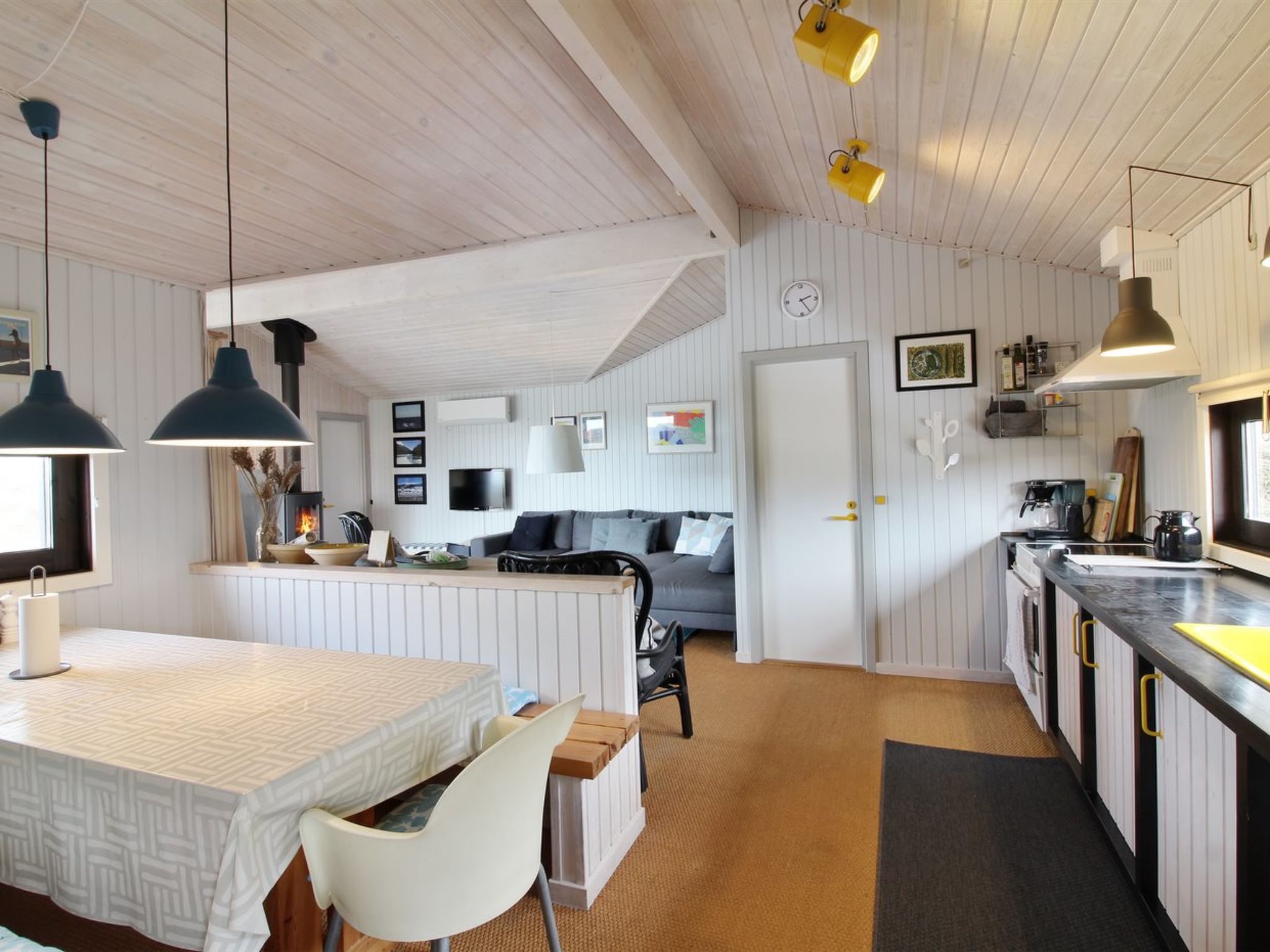 "Riitta" - 300m from the sea-Binnen
