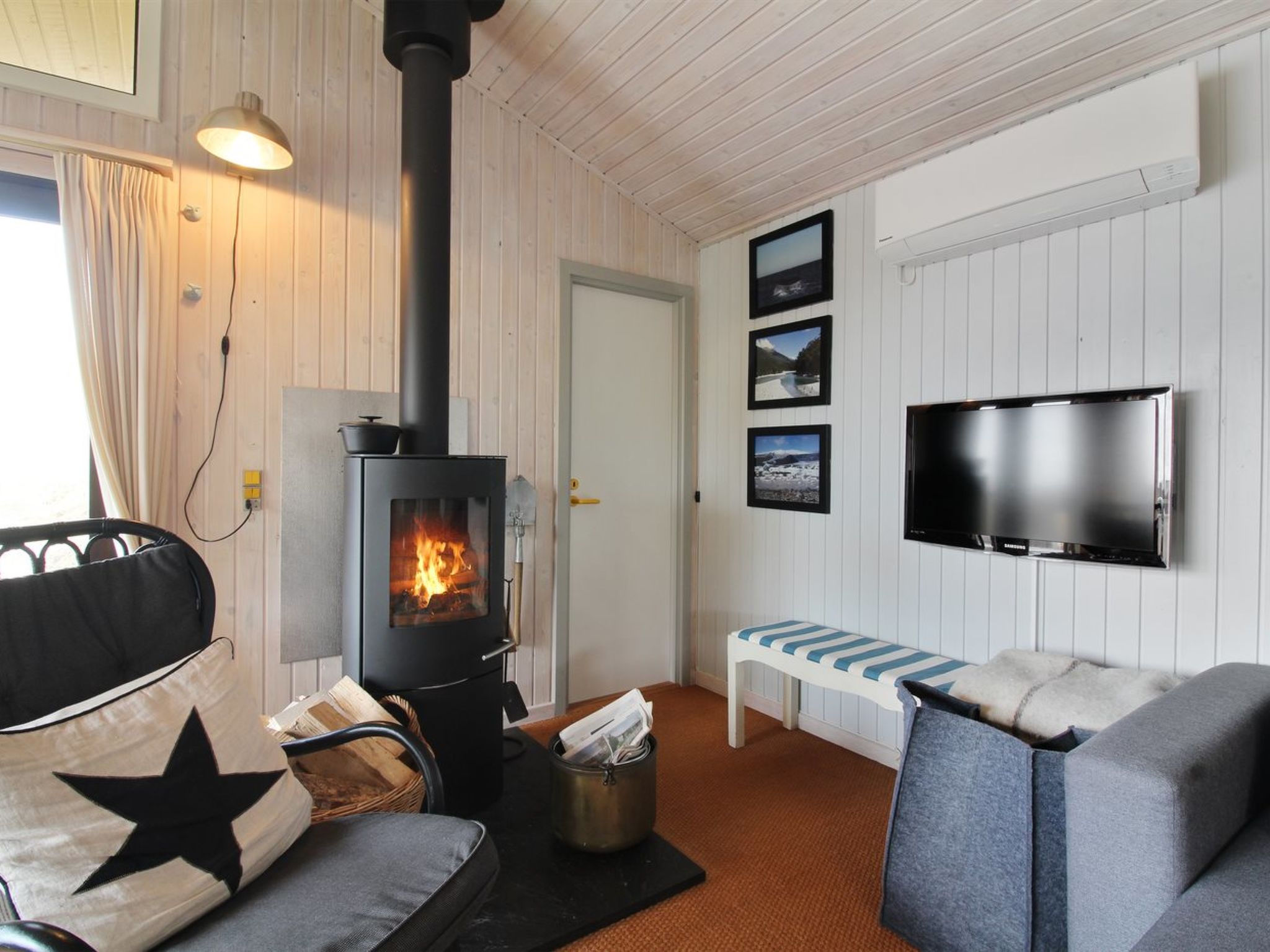 "Riitta" - 300m from the sea - Binnen