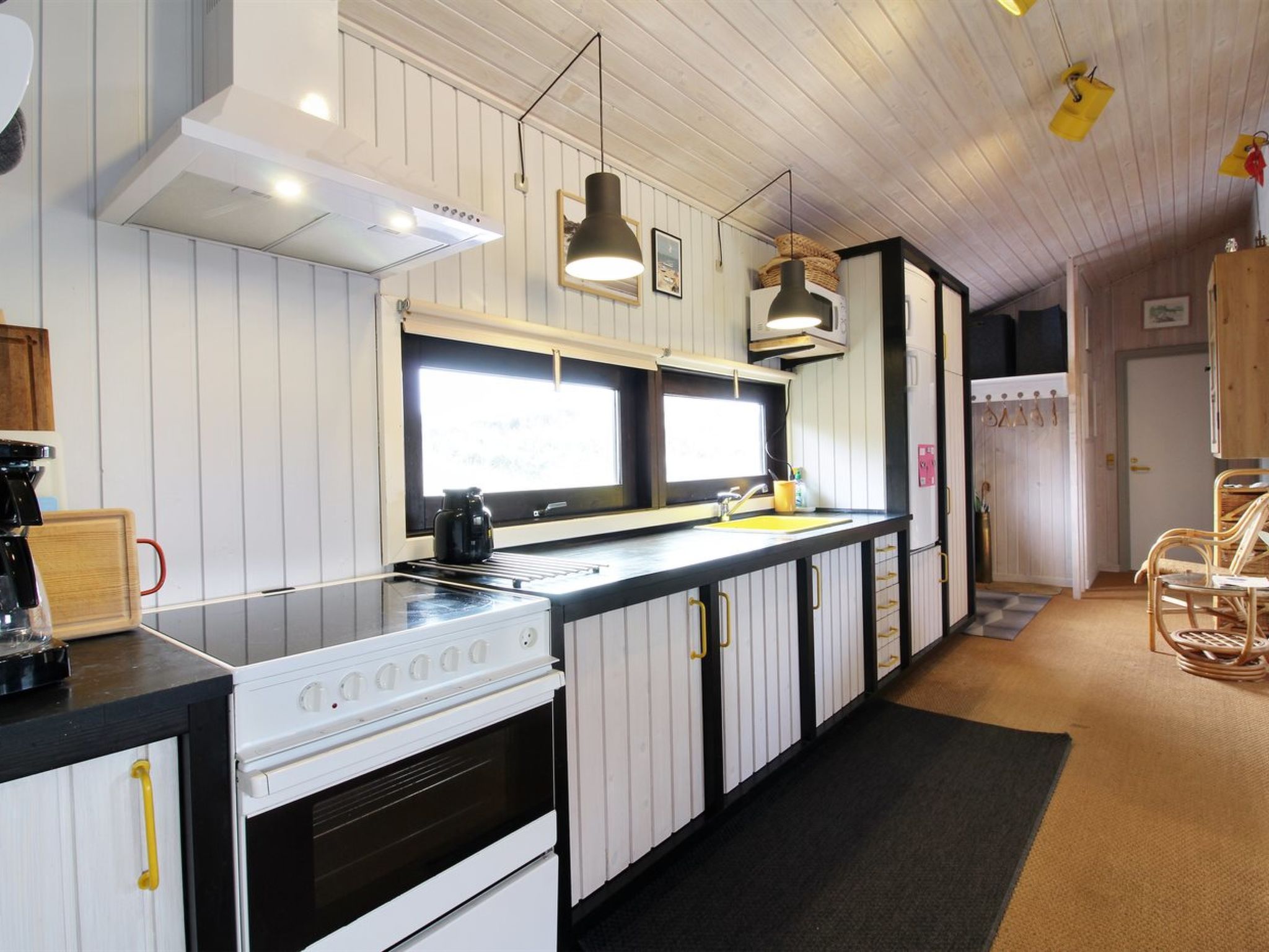 "Riitta" - 300m from the sea - Binnen