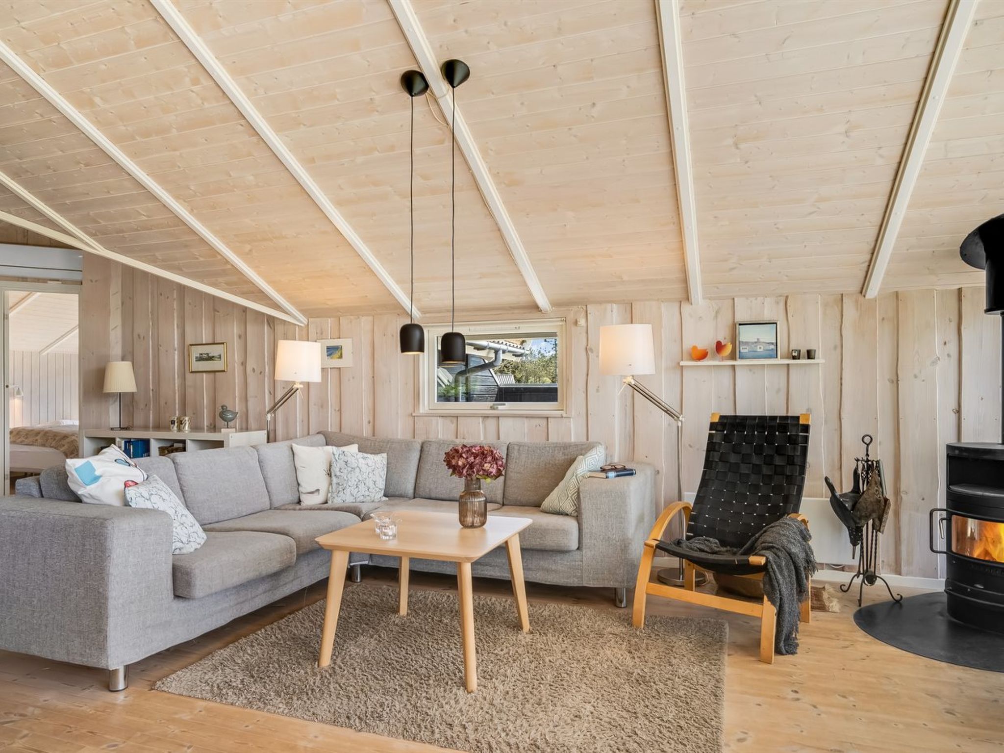 "Eddi" - 550m from the sea