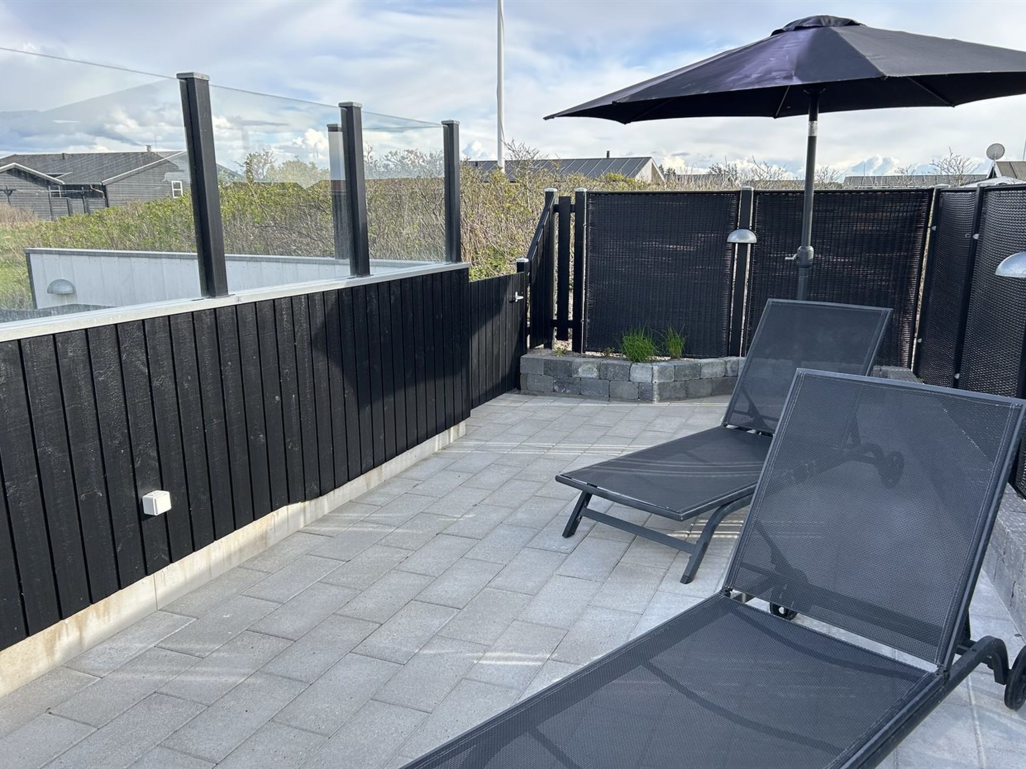 "Laurits" - 300m from the sea - Outside