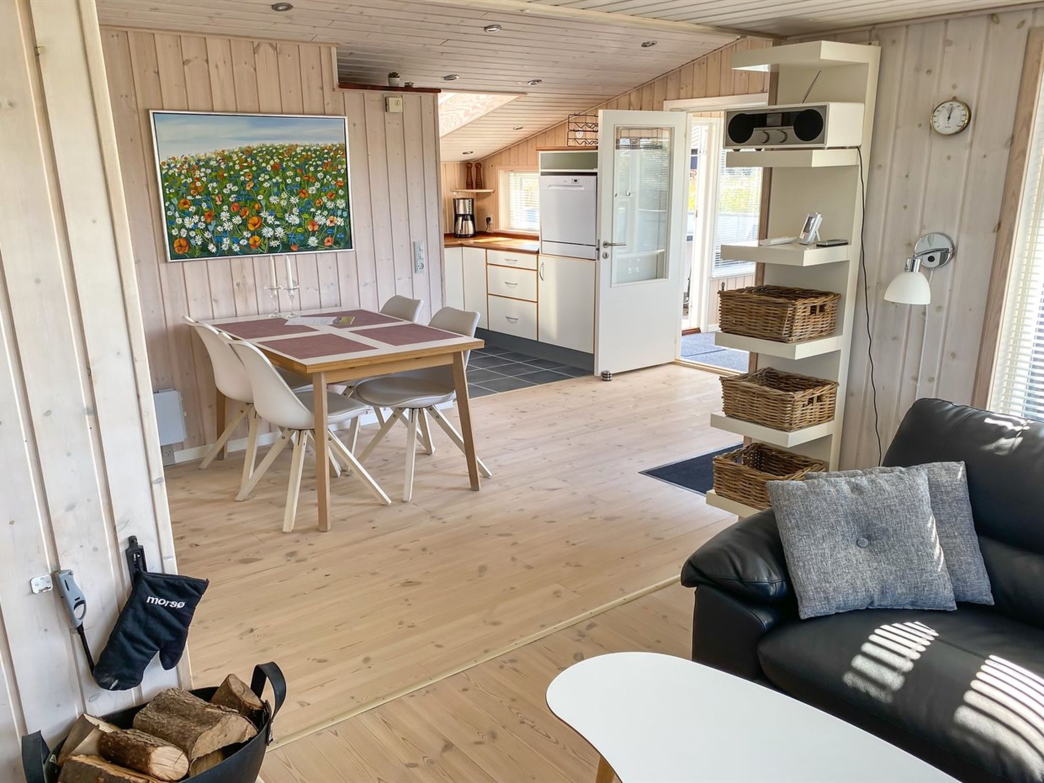 "Laurits" - 300m from the sea - Inside