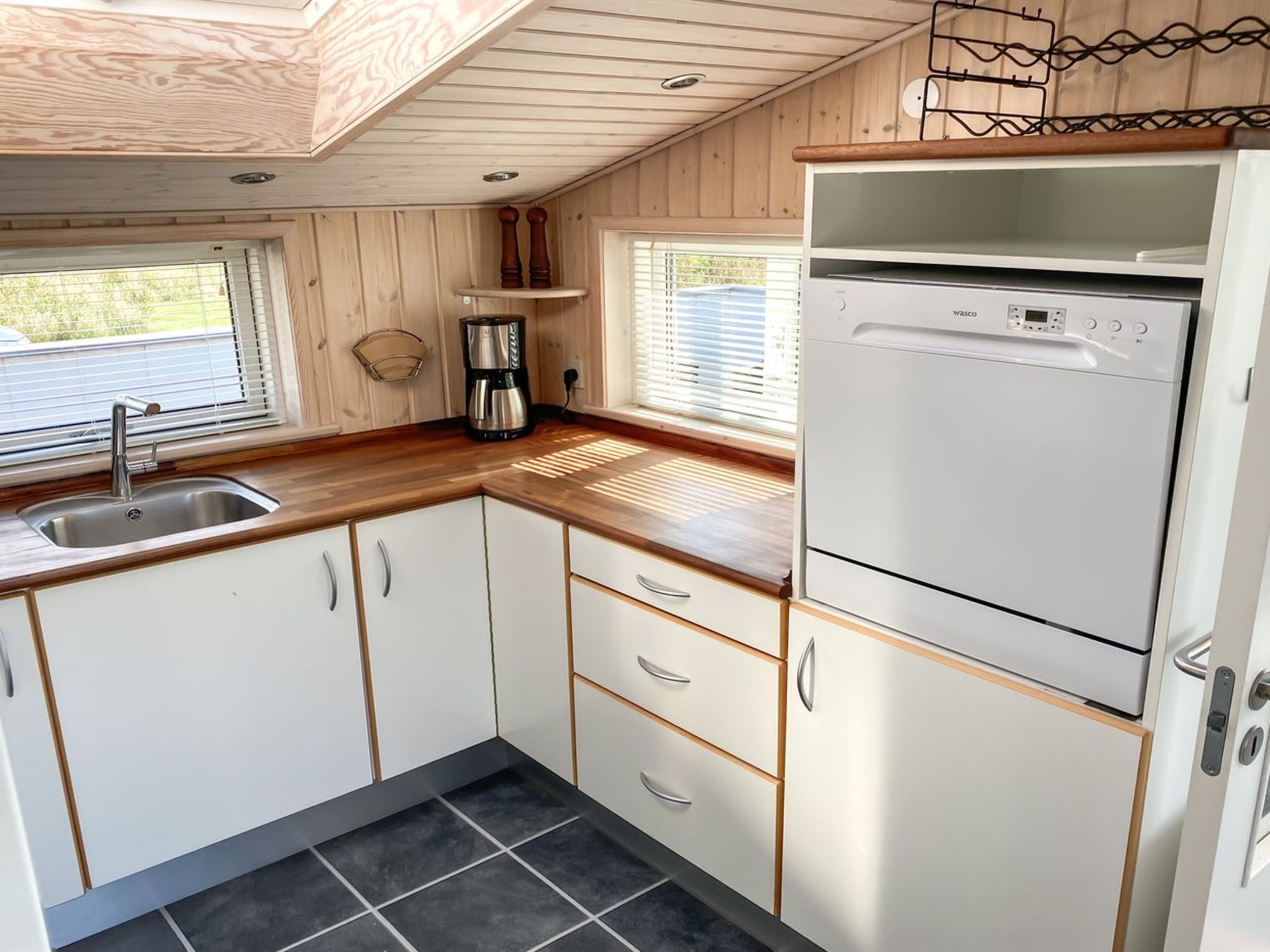 "Laurits" - 300m from the sea - Inside