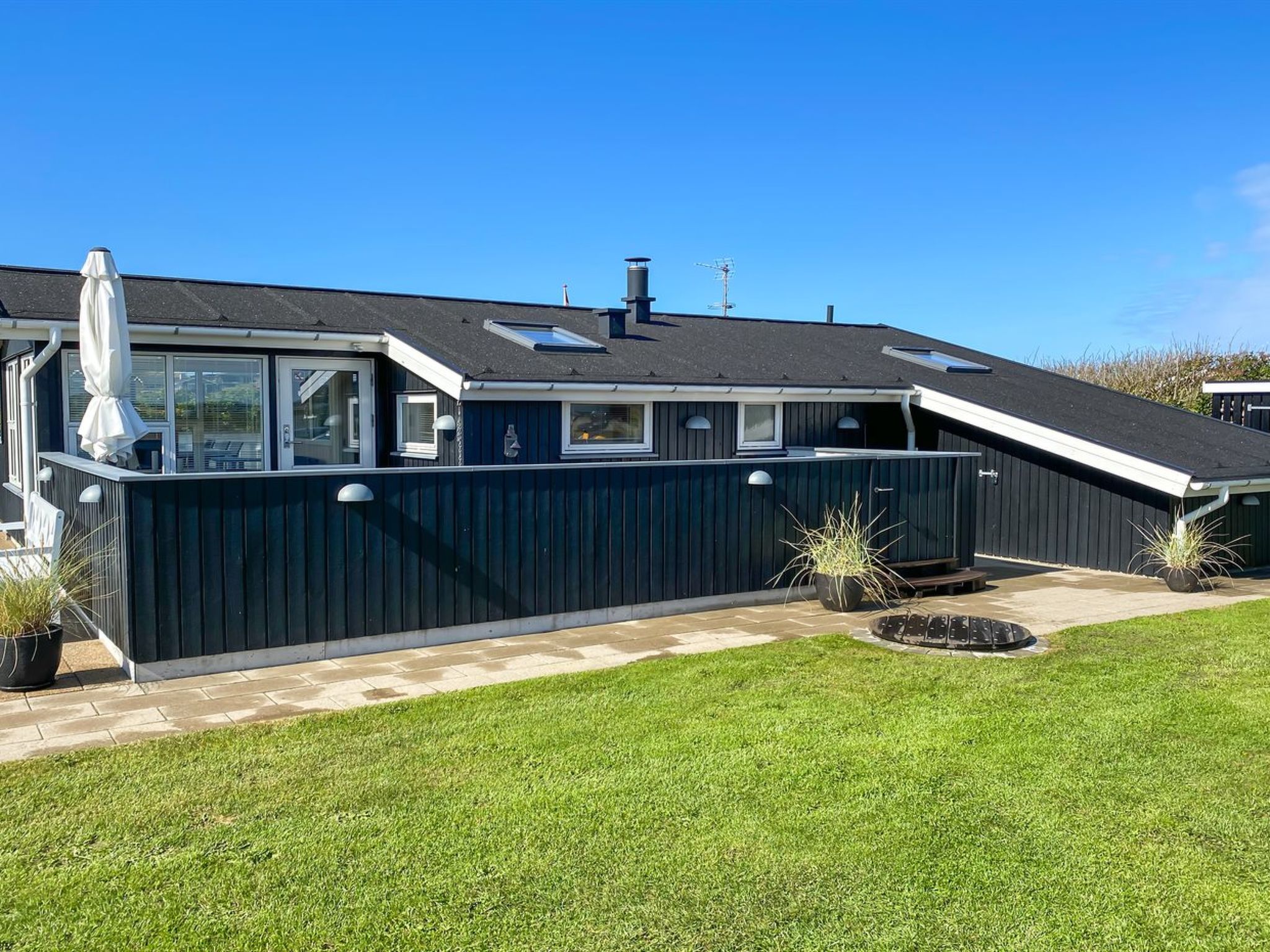 "Laurits" - 300m from the sea - Outside