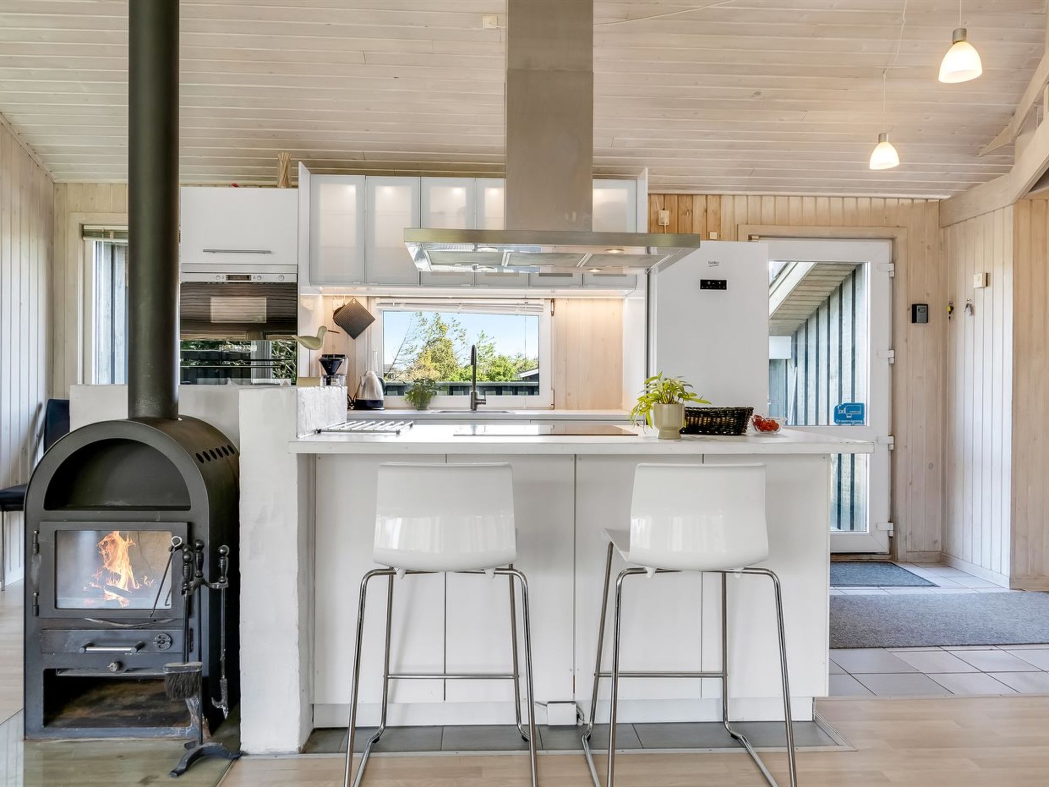 "Aponi" - 400m from the sea-Drinnen