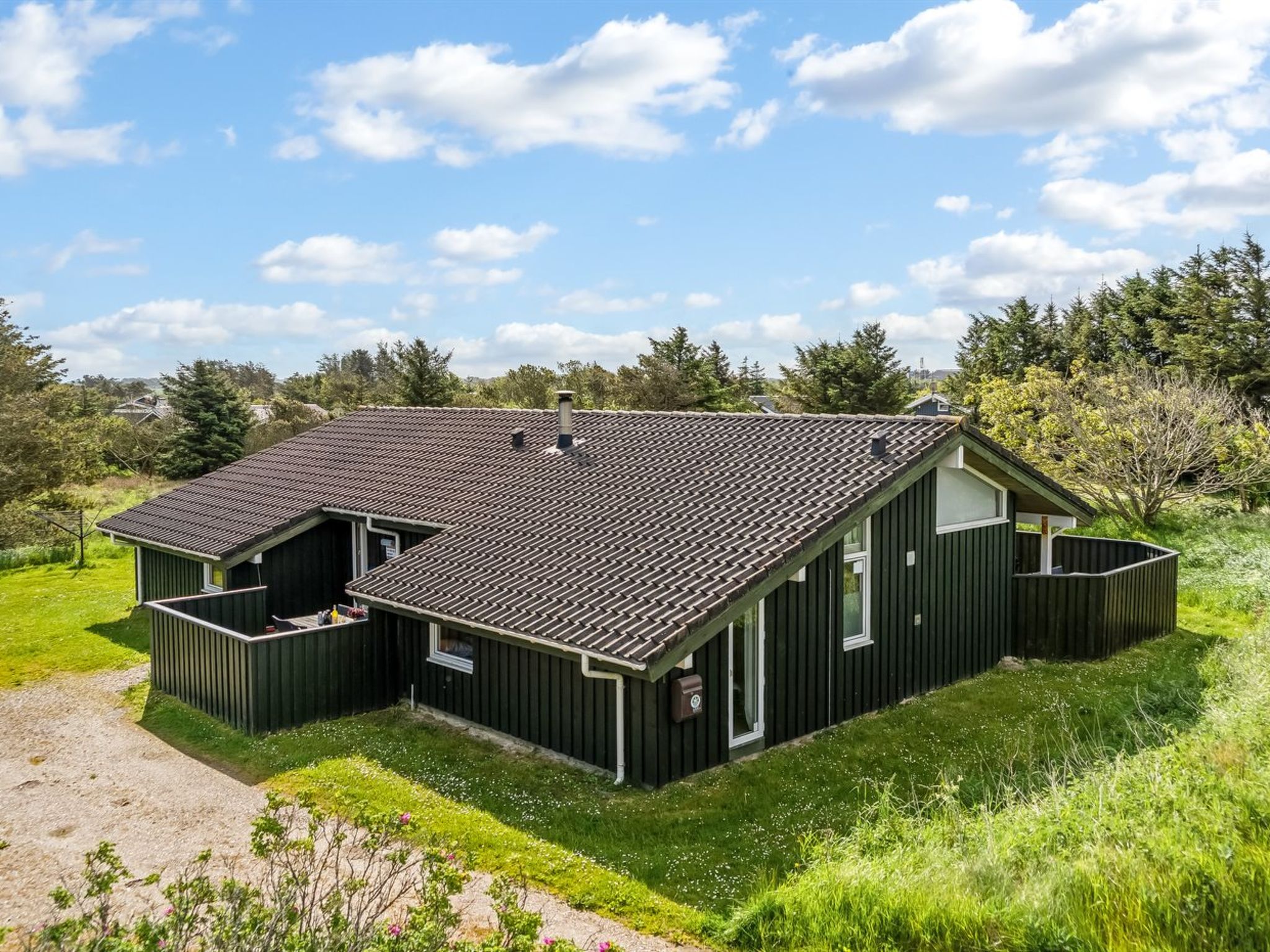 "Aponi" - 400m from the sea-Draußen