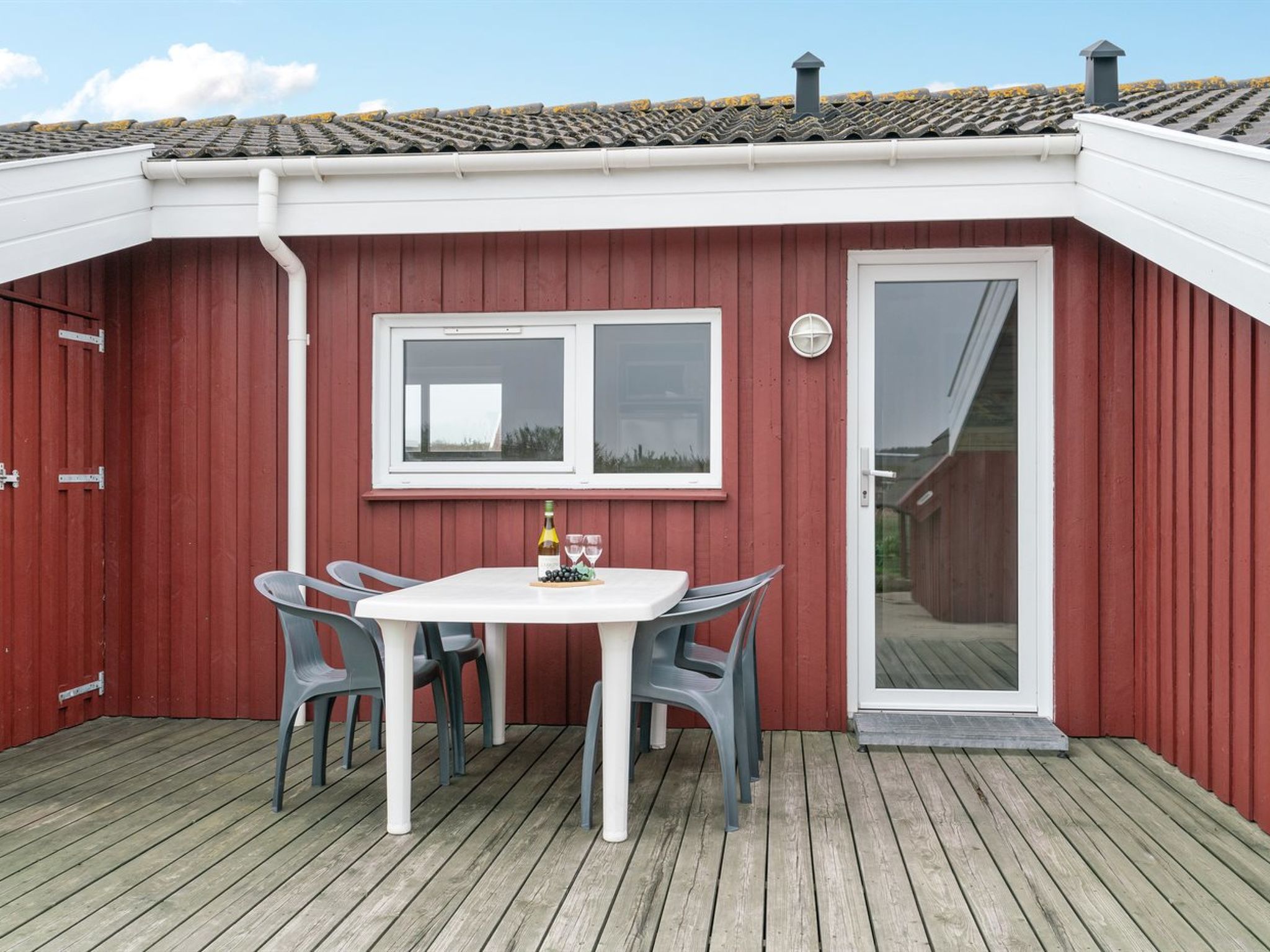 "Emi" - 250m from the sea-Buiten