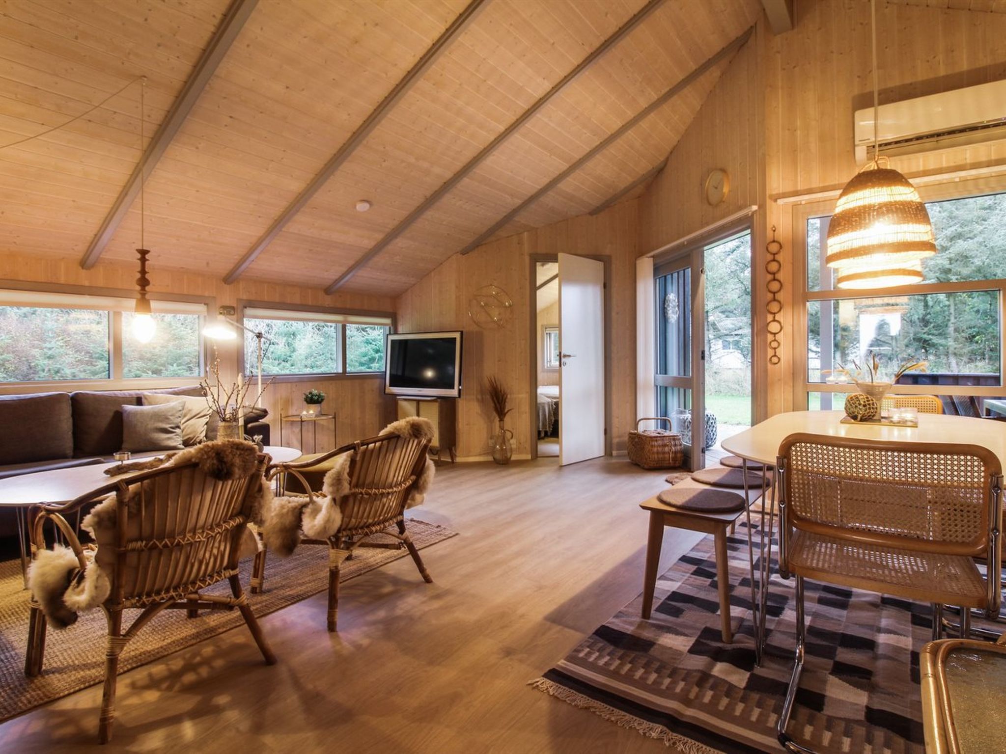 "Lovisa" - 500m from the sea - Binnen