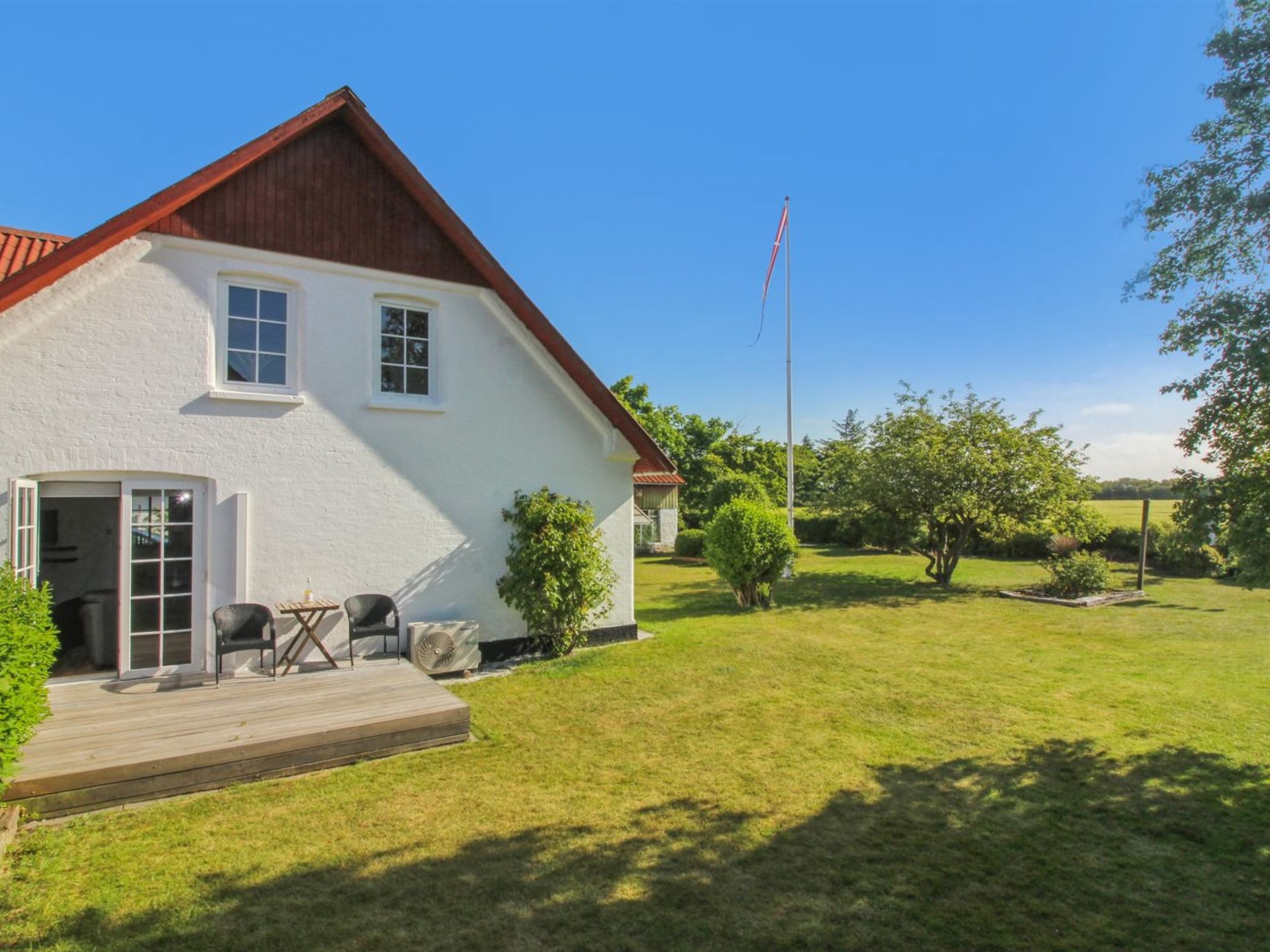 "Fraþulf" - 6km from the sea - Buiten