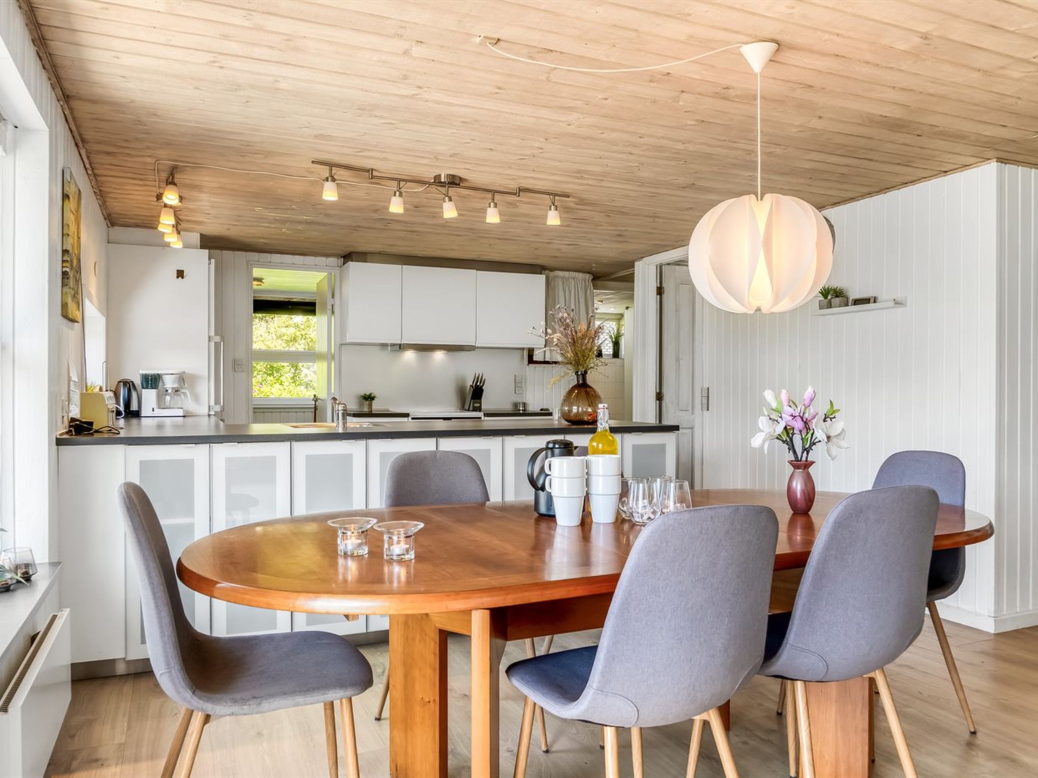 "Vilhelmiina" - 350m from the sea-Binnen