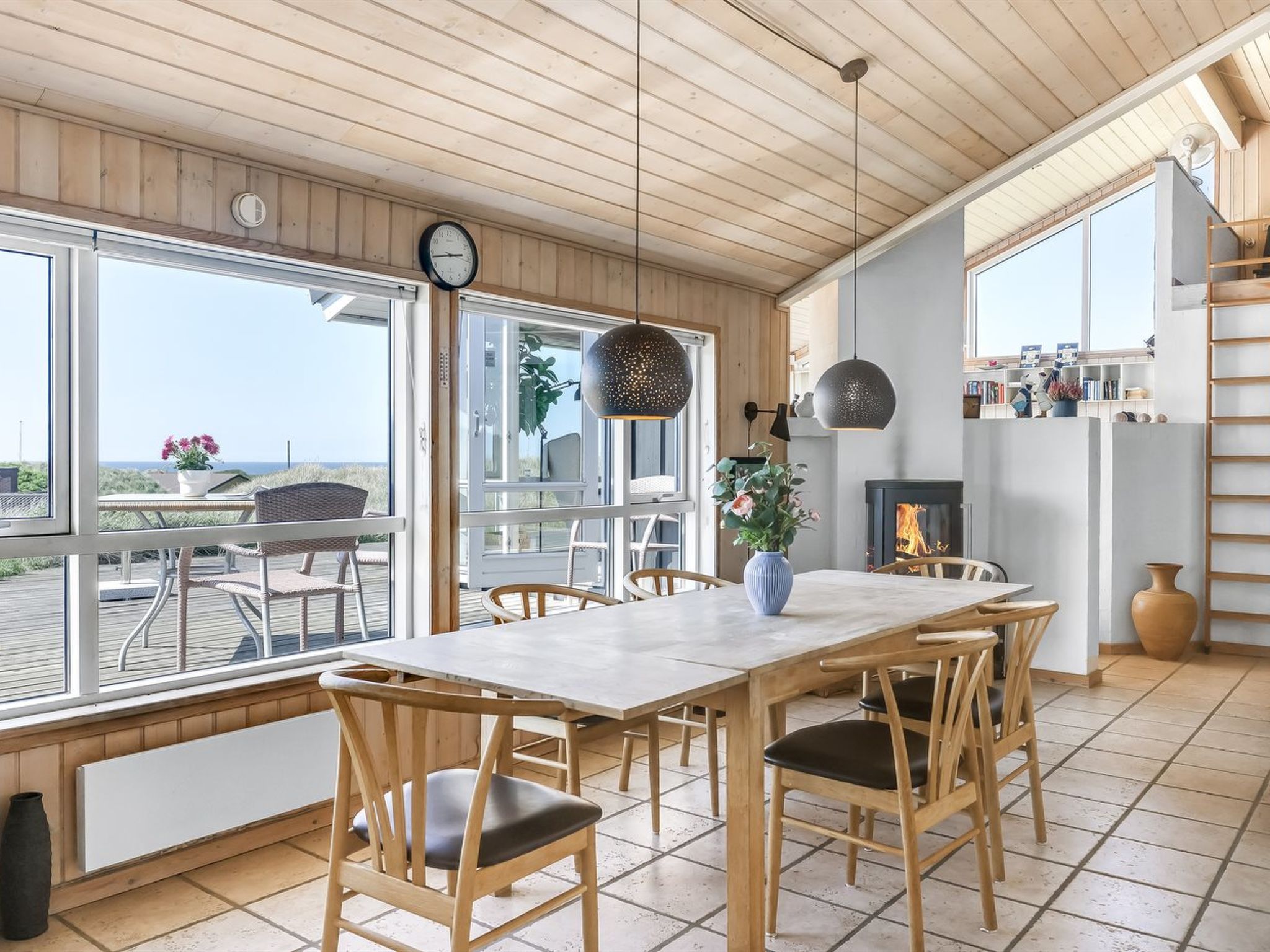 "Lauri" - 350m from the sea-Binnen