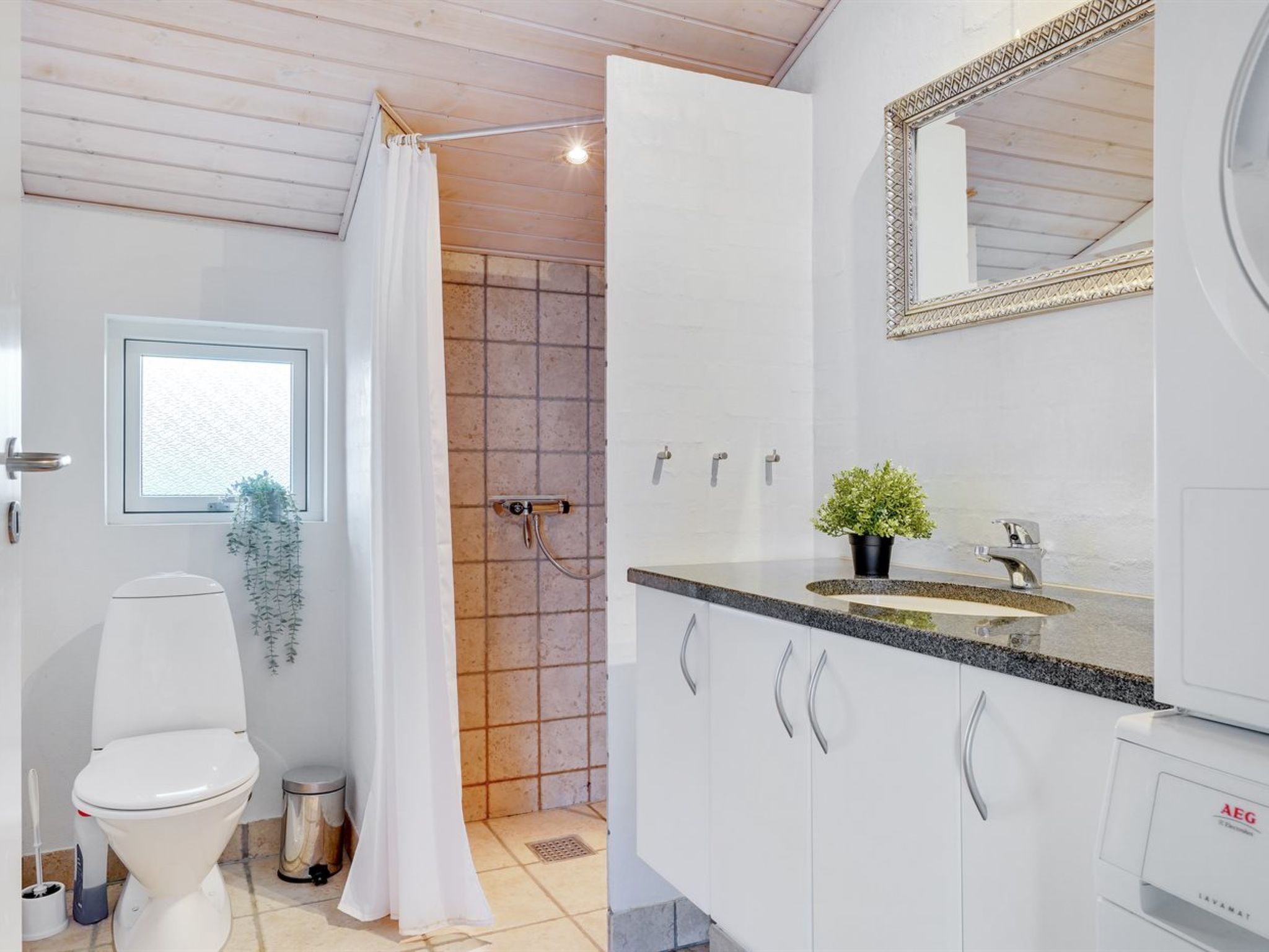 "Lauri" - 350m from the sea - Dedans
