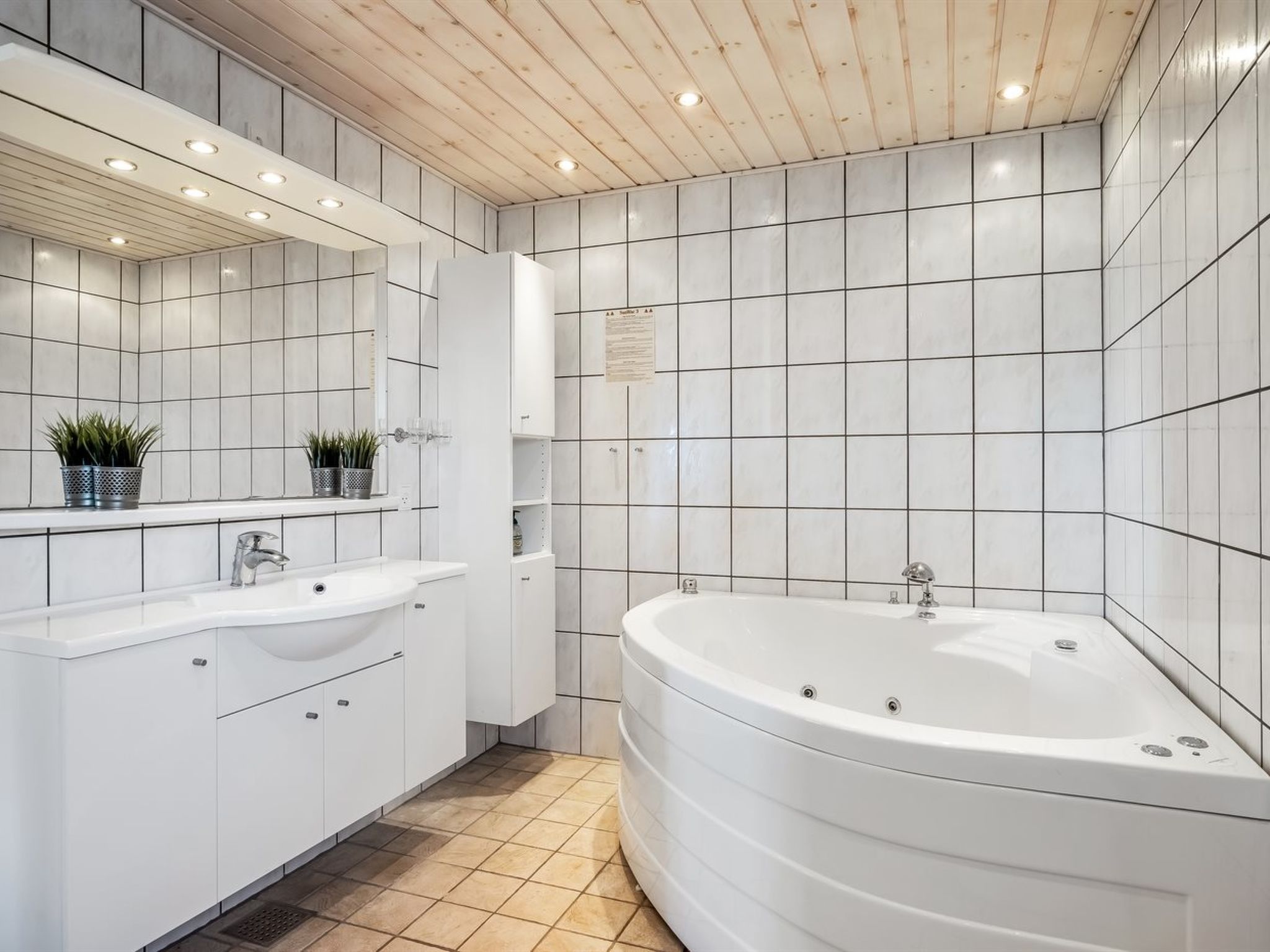 "Loryleimis" - 300m from the sea-Drinnen