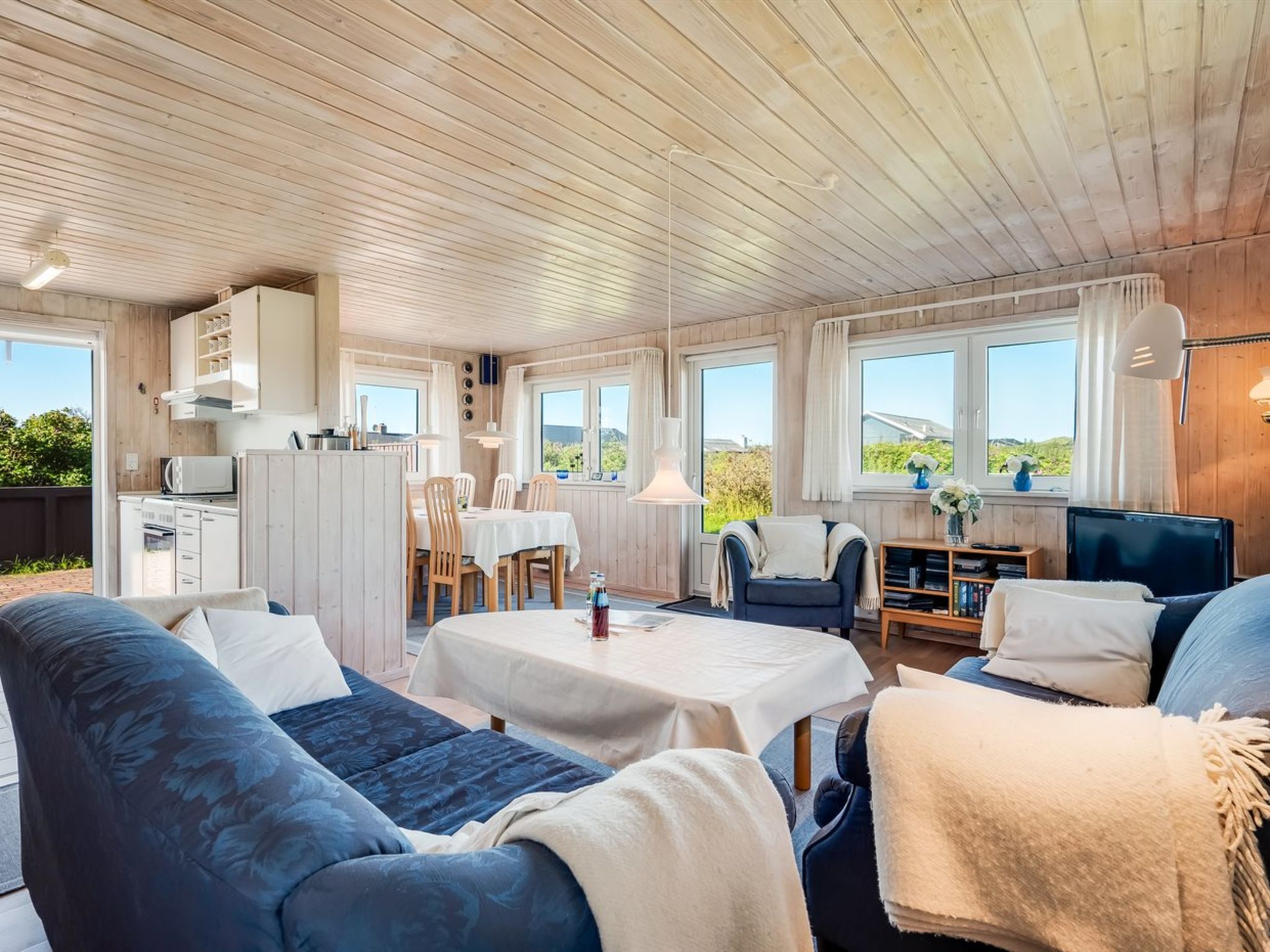 "Loryleimis" - 300m from the sea-Drinnen