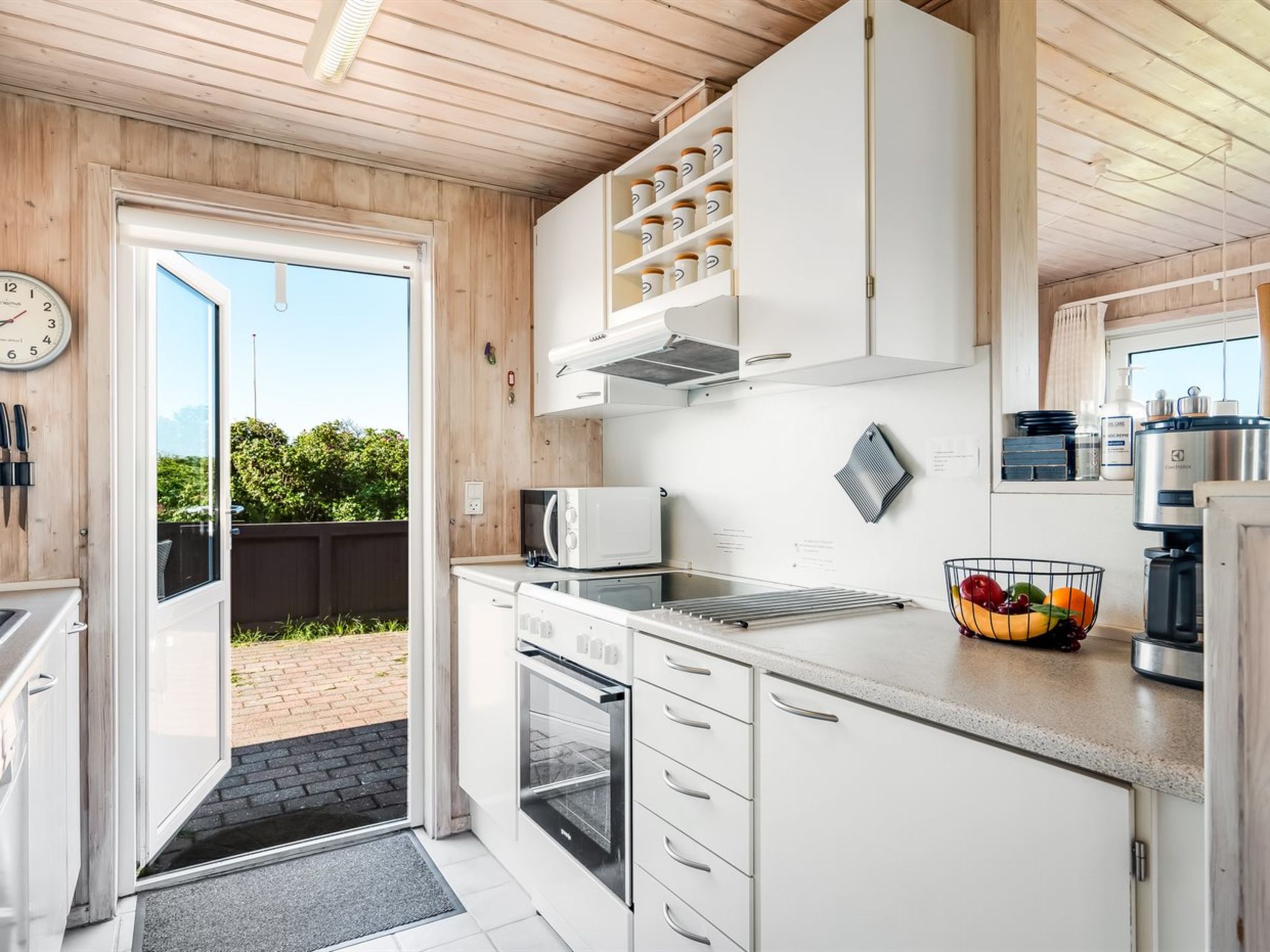 "Loryleimis" - 300m from the sea-Drinnen