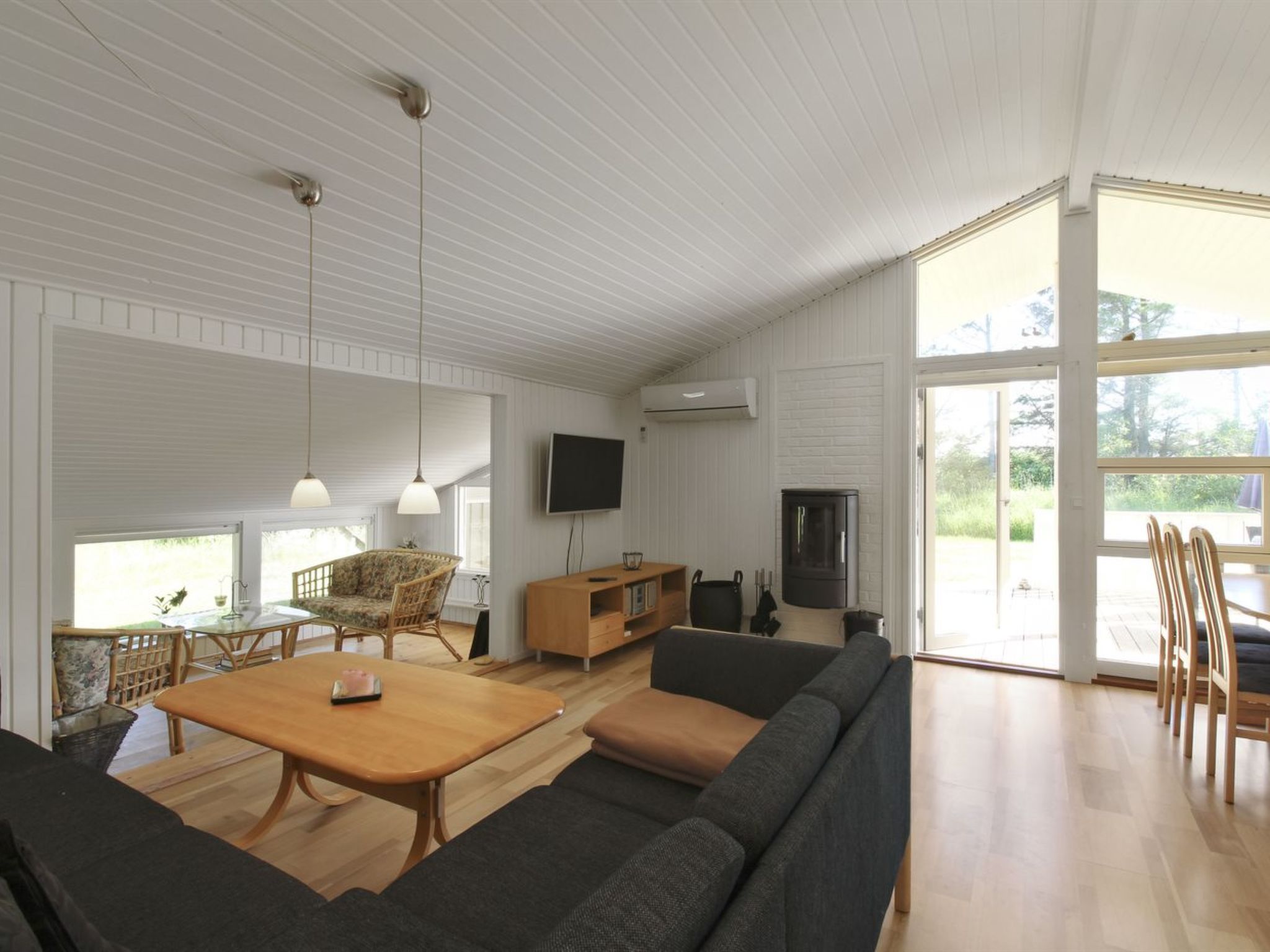 "Eden" - 800m from the sea
