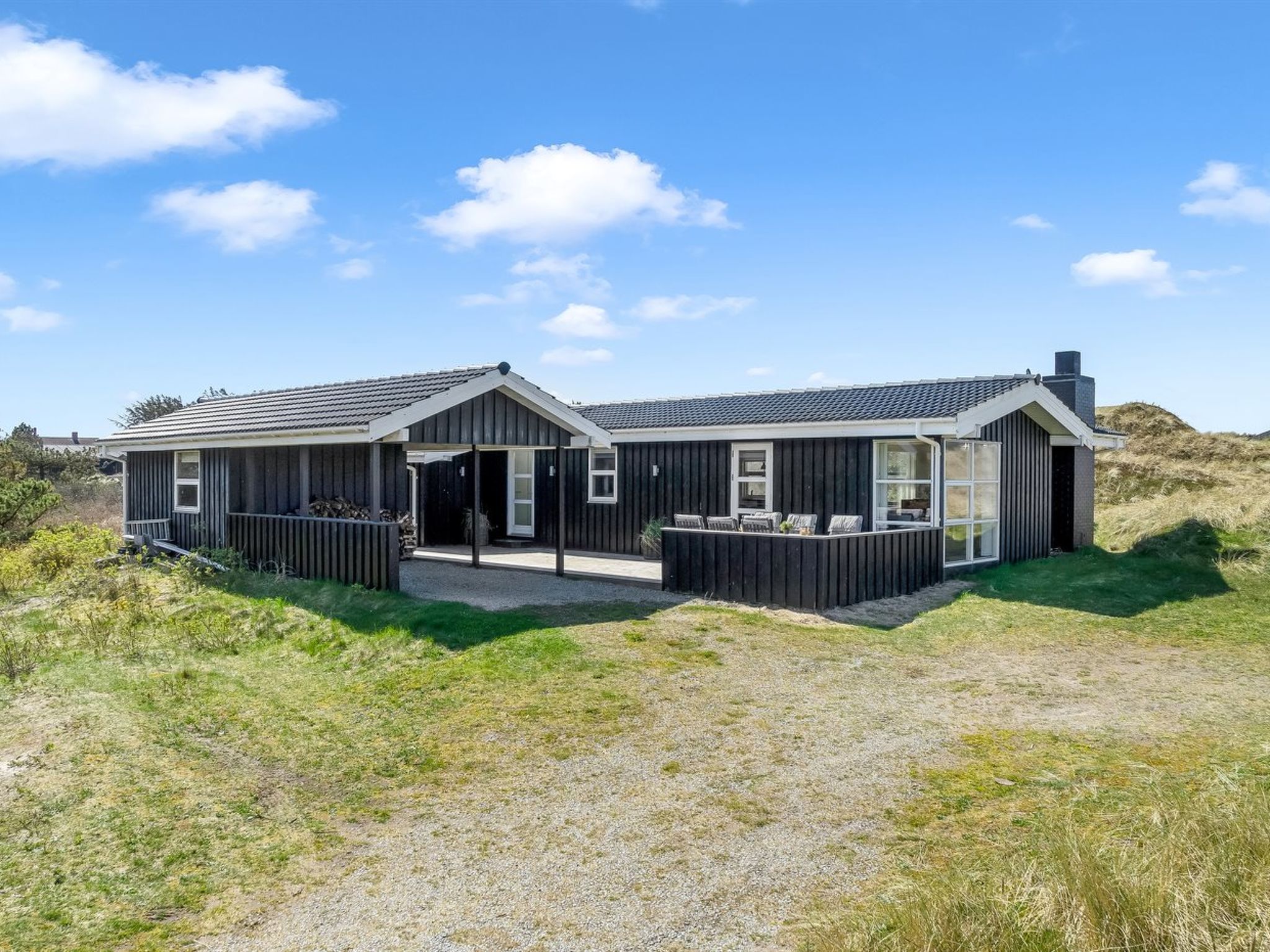 "Ingela" - 350m from the sea - Buiten