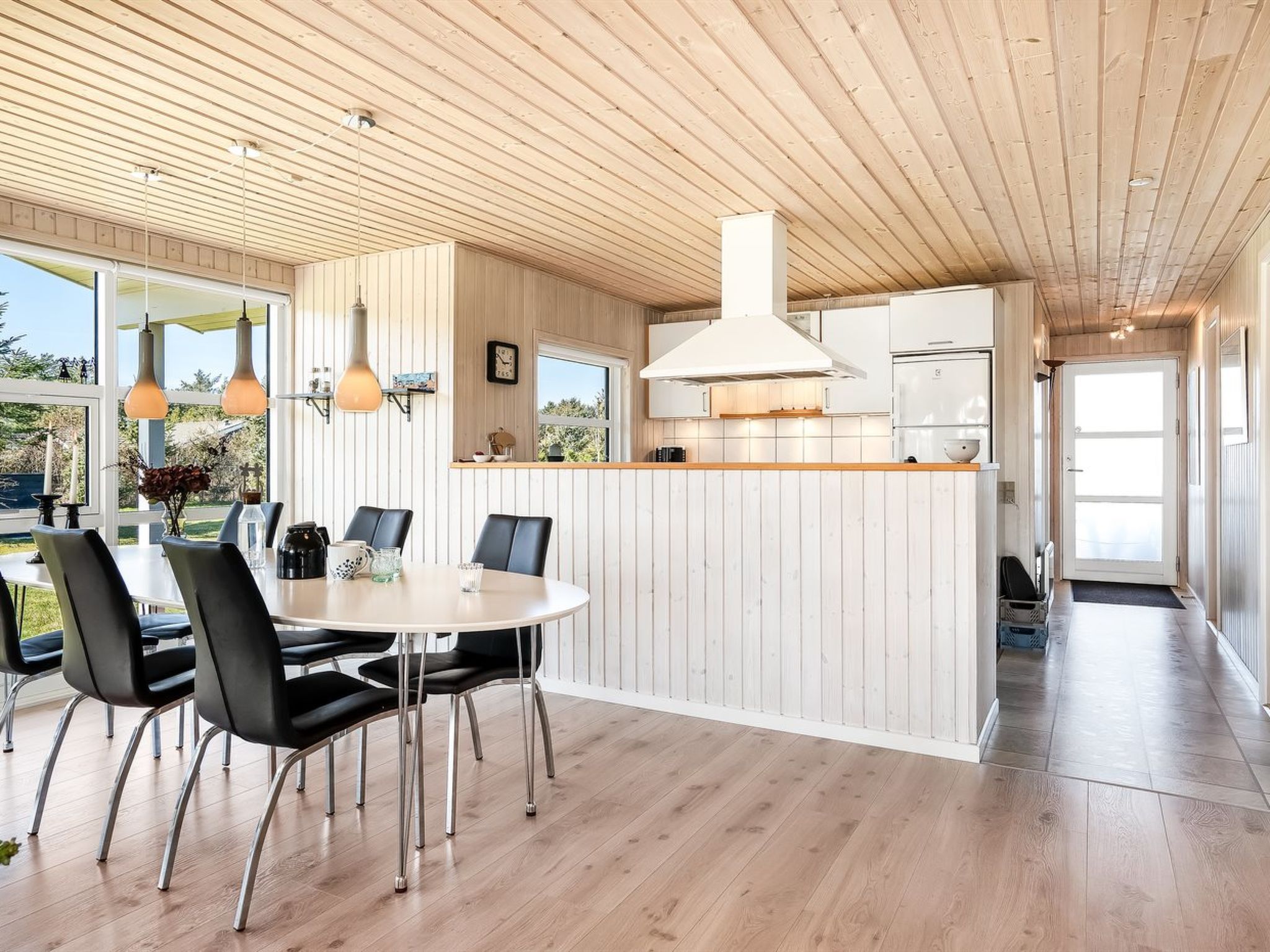 "Troels" - 750m from the sea - Inside