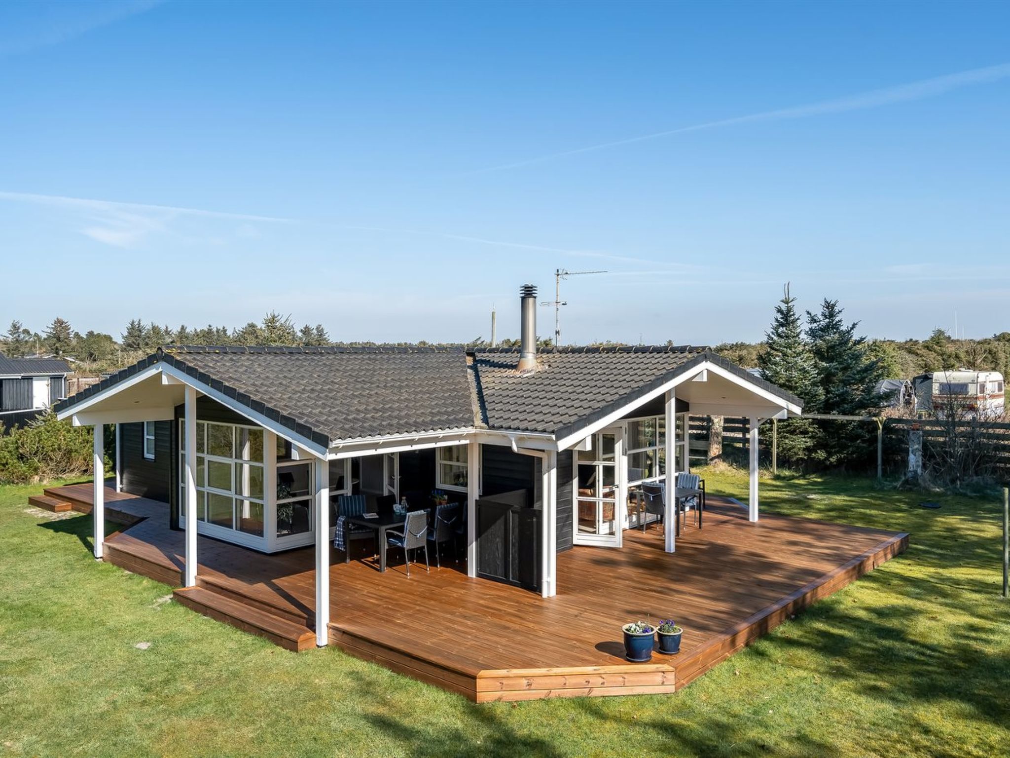 "Troels" - 750m from the sea - Outside