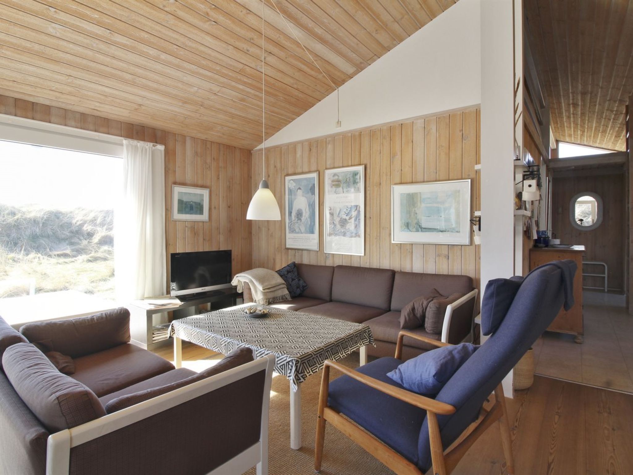 "Thenna" - 200m from the sea