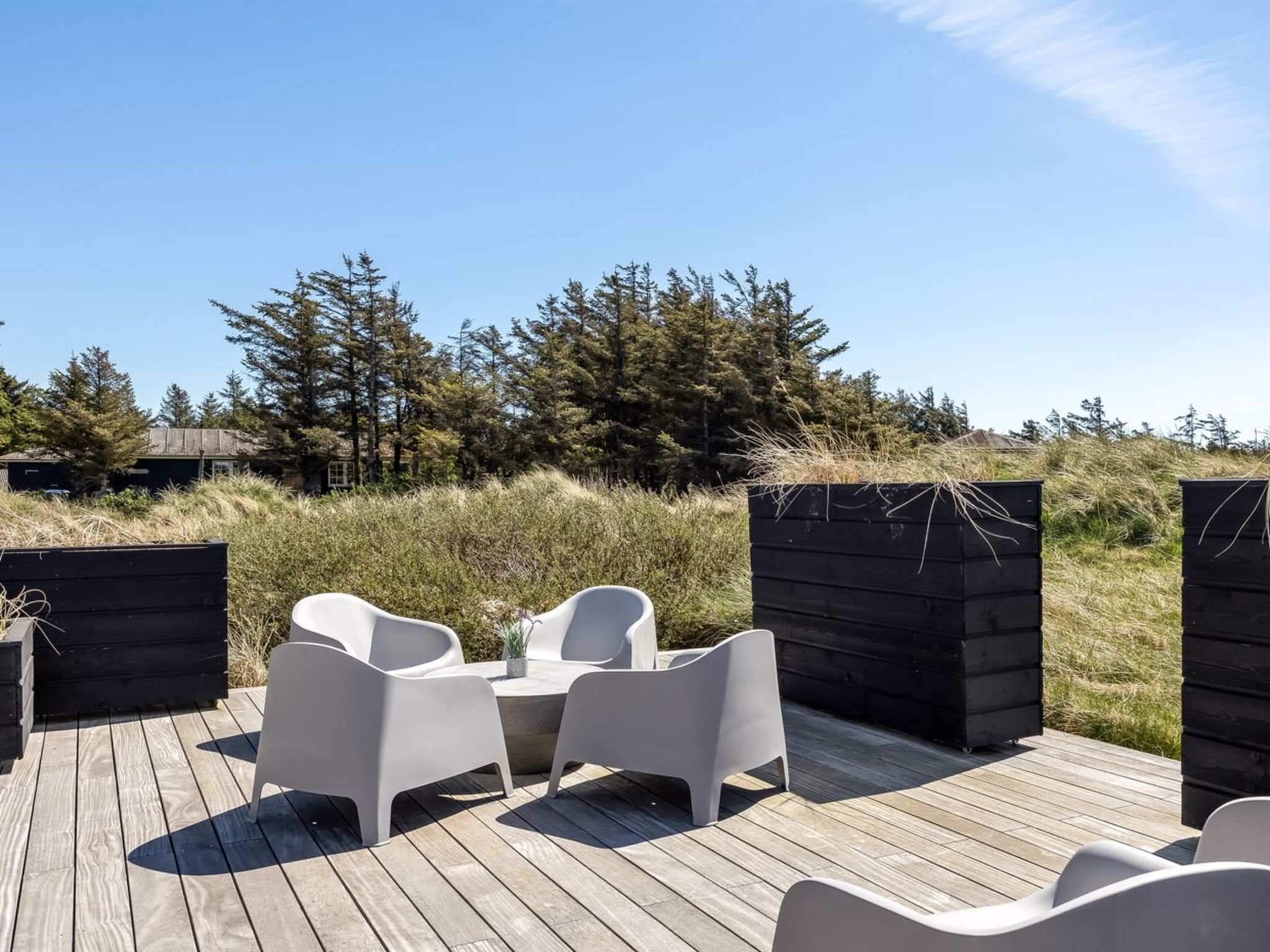 "Darla" - 375m from the sea - Outside