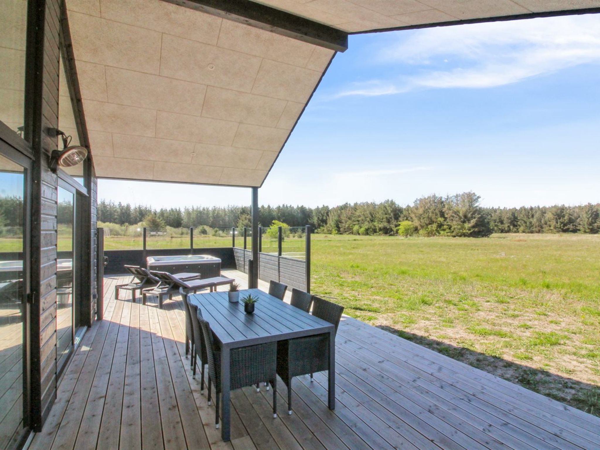 "Ambra" - 950m from the sea