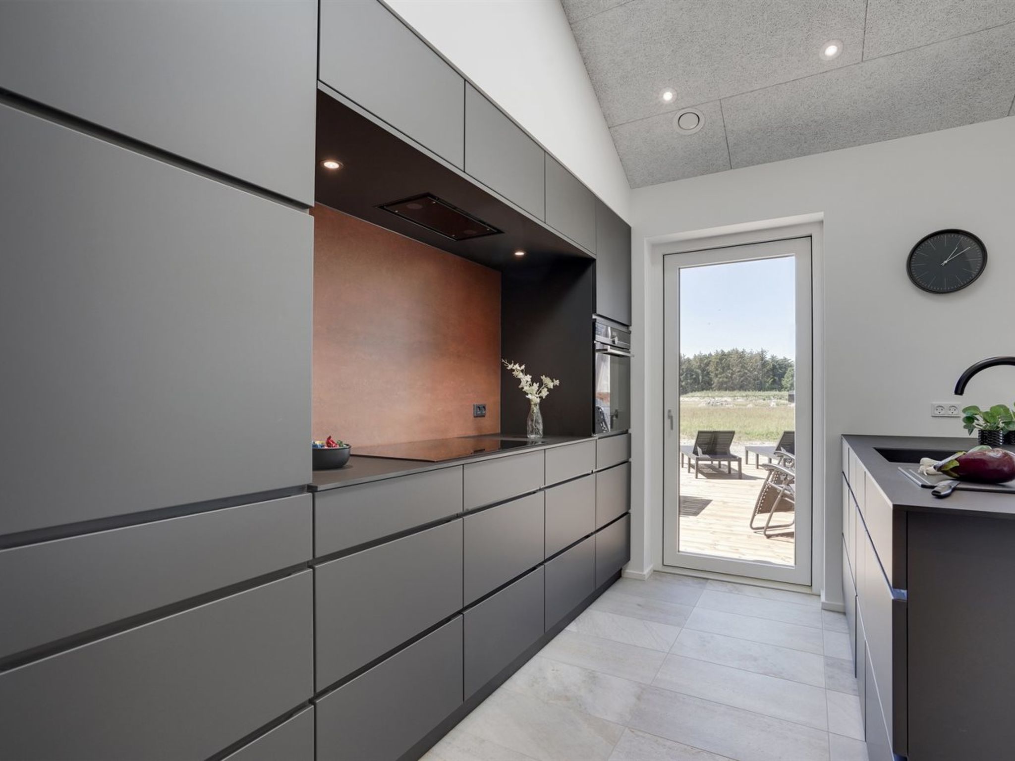 "Ambra" - 950m from the sea - Binnen