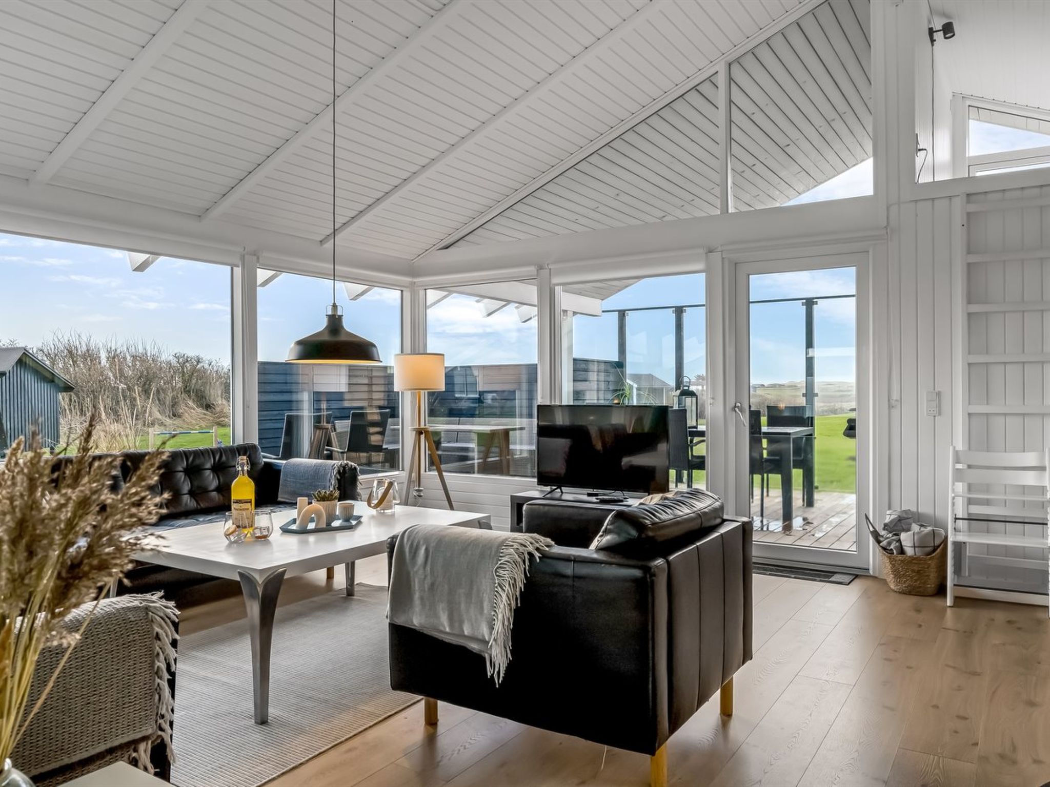 "Crista" - 500m from the sea - Binnen