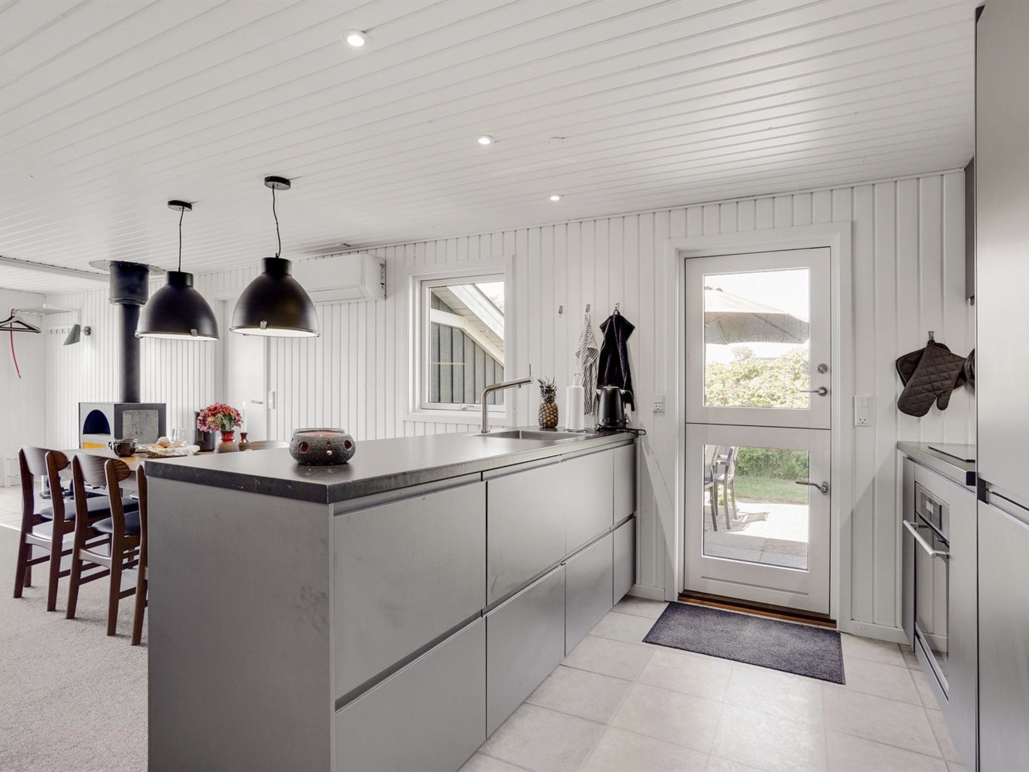 "Biarni" - 300m from the sea - Inside