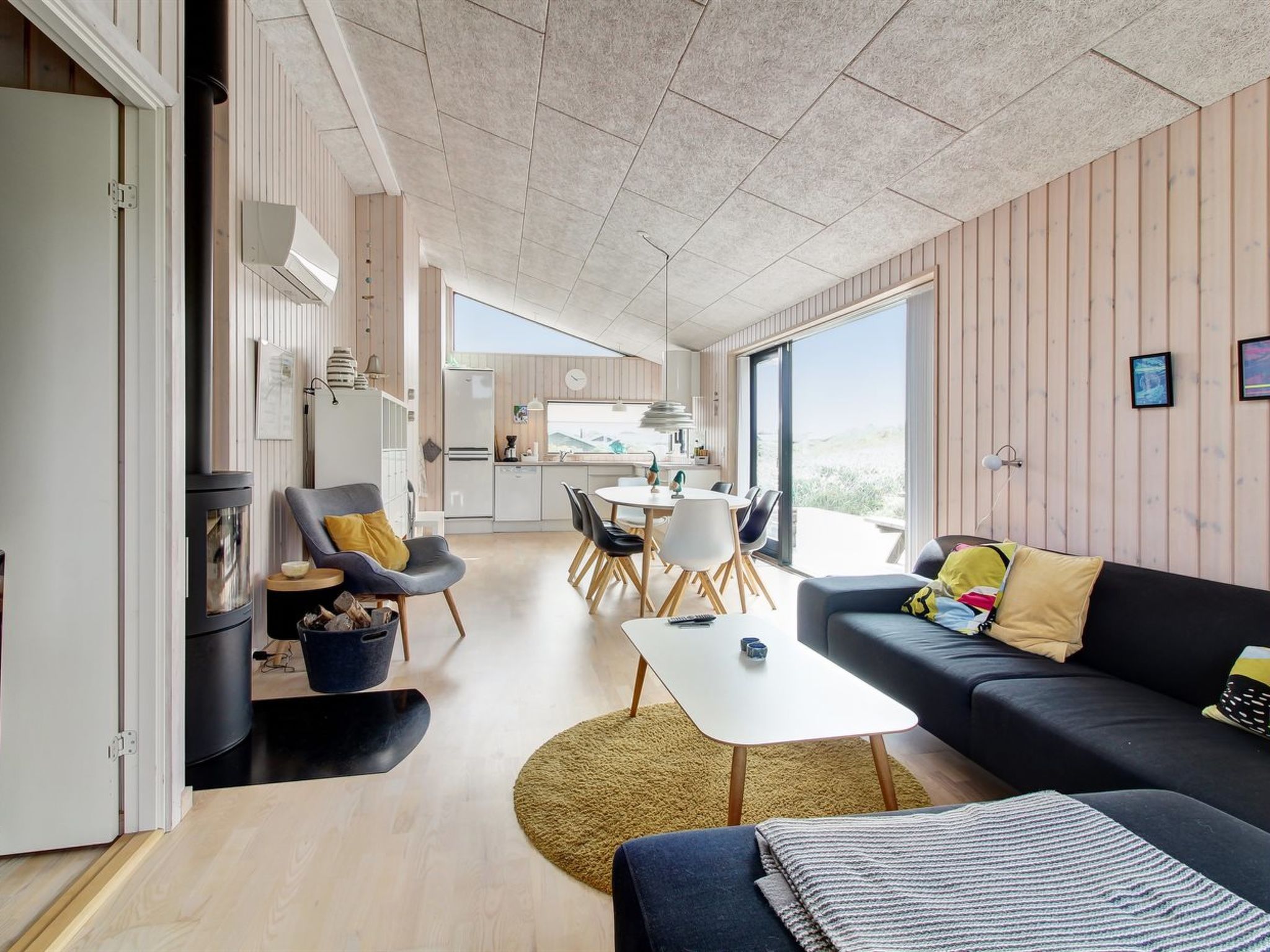 "Mikkel" - 300m from the sea - Inside