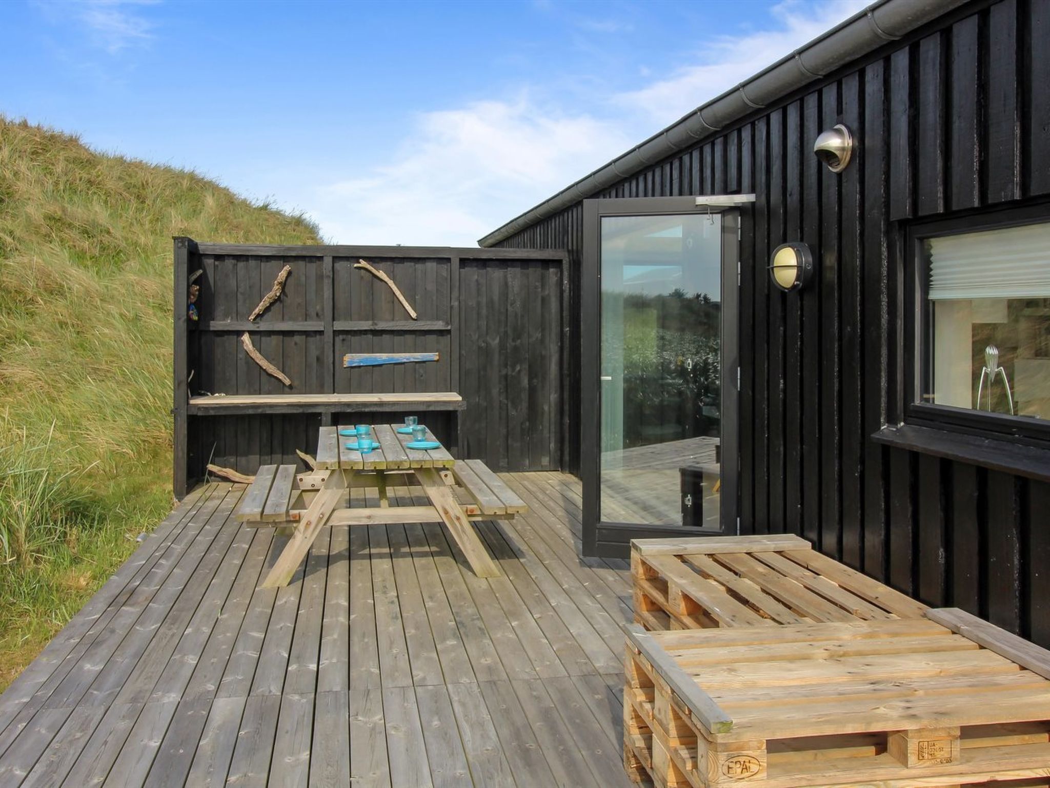 "Mikkel" - 300m from the sea - Outside