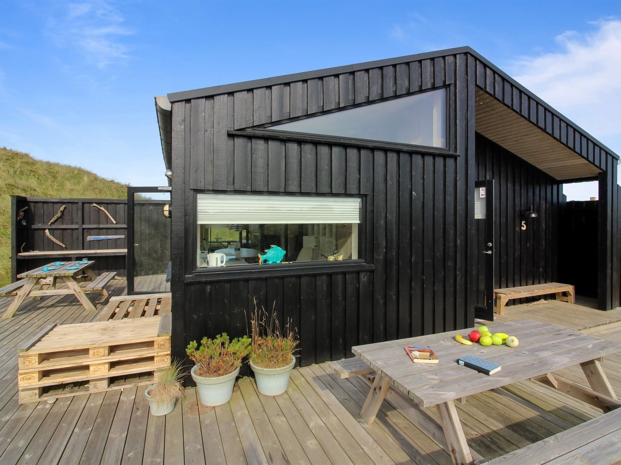 "Mikkel" - 300m from the sea - Outside