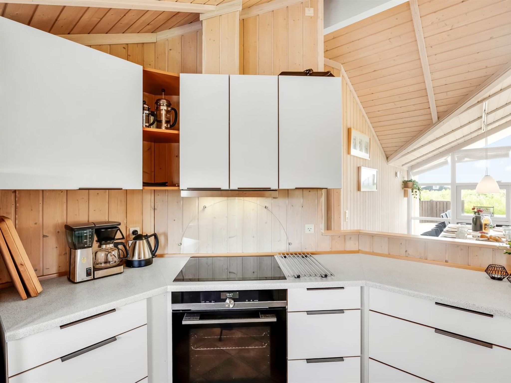 "Kiran" - 200m from the sea - Binnen