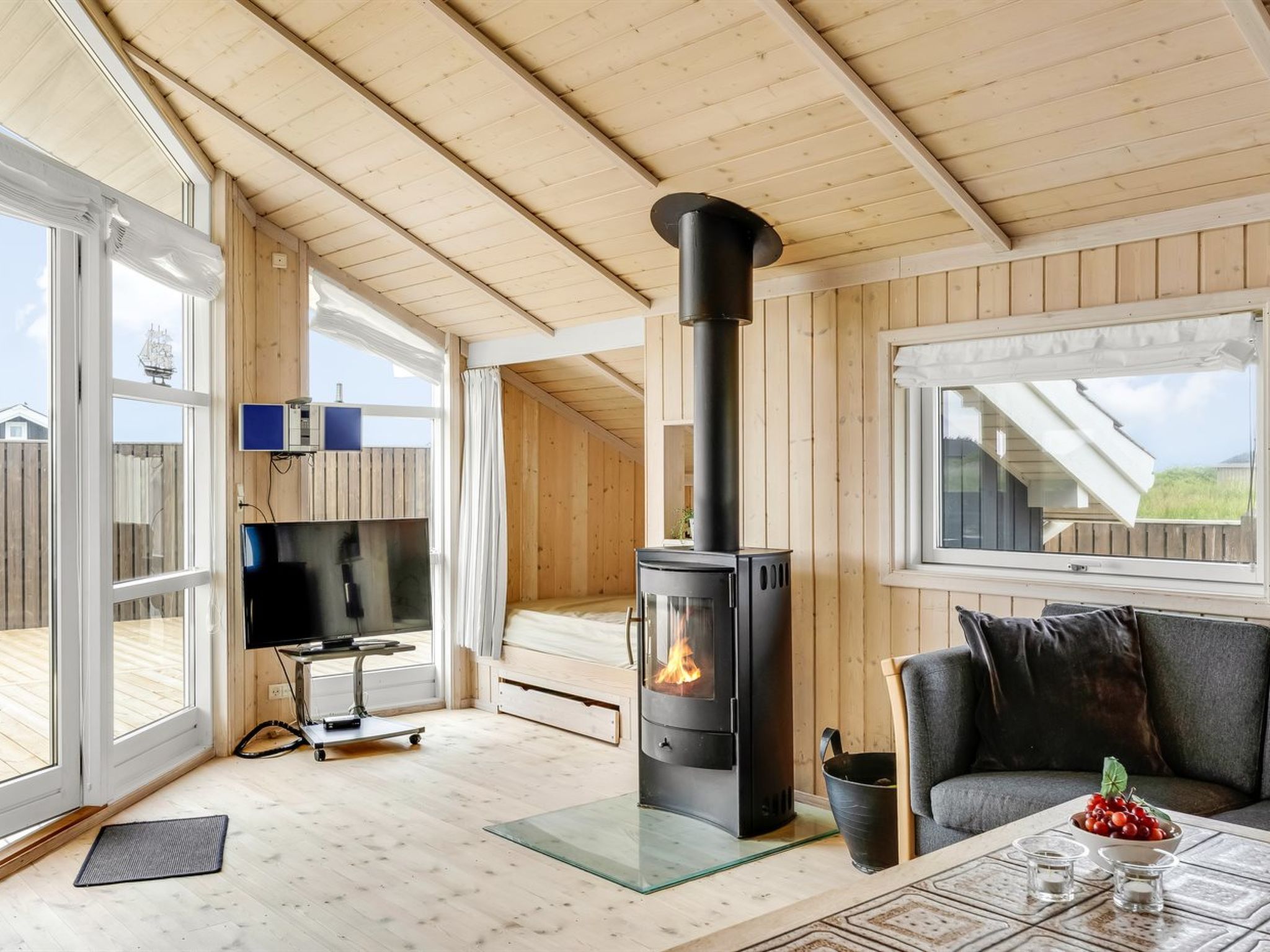 "Kiran" - 200m from the sea - Binnen