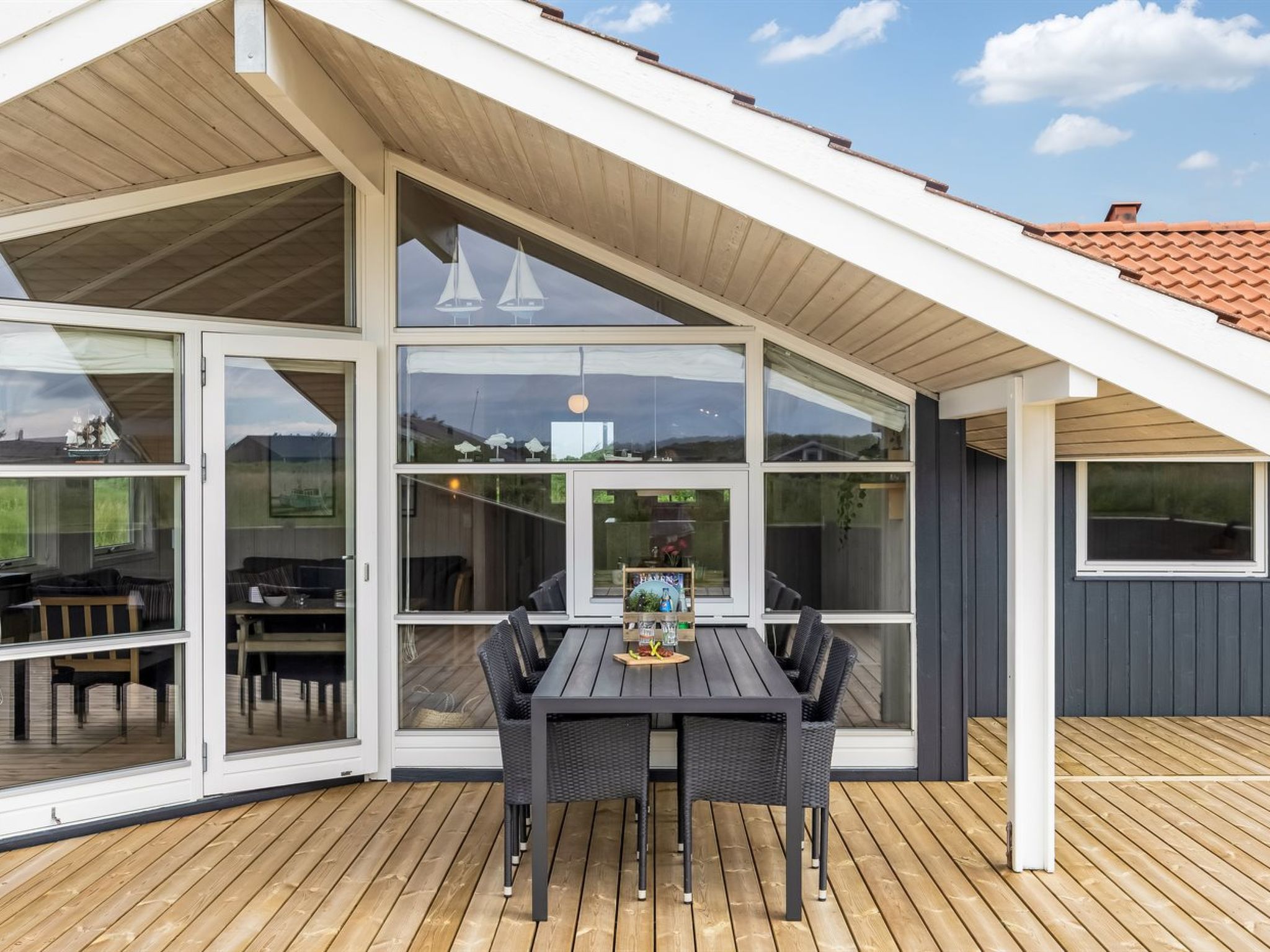 "Kiran" - 200m from the sea - Buiten