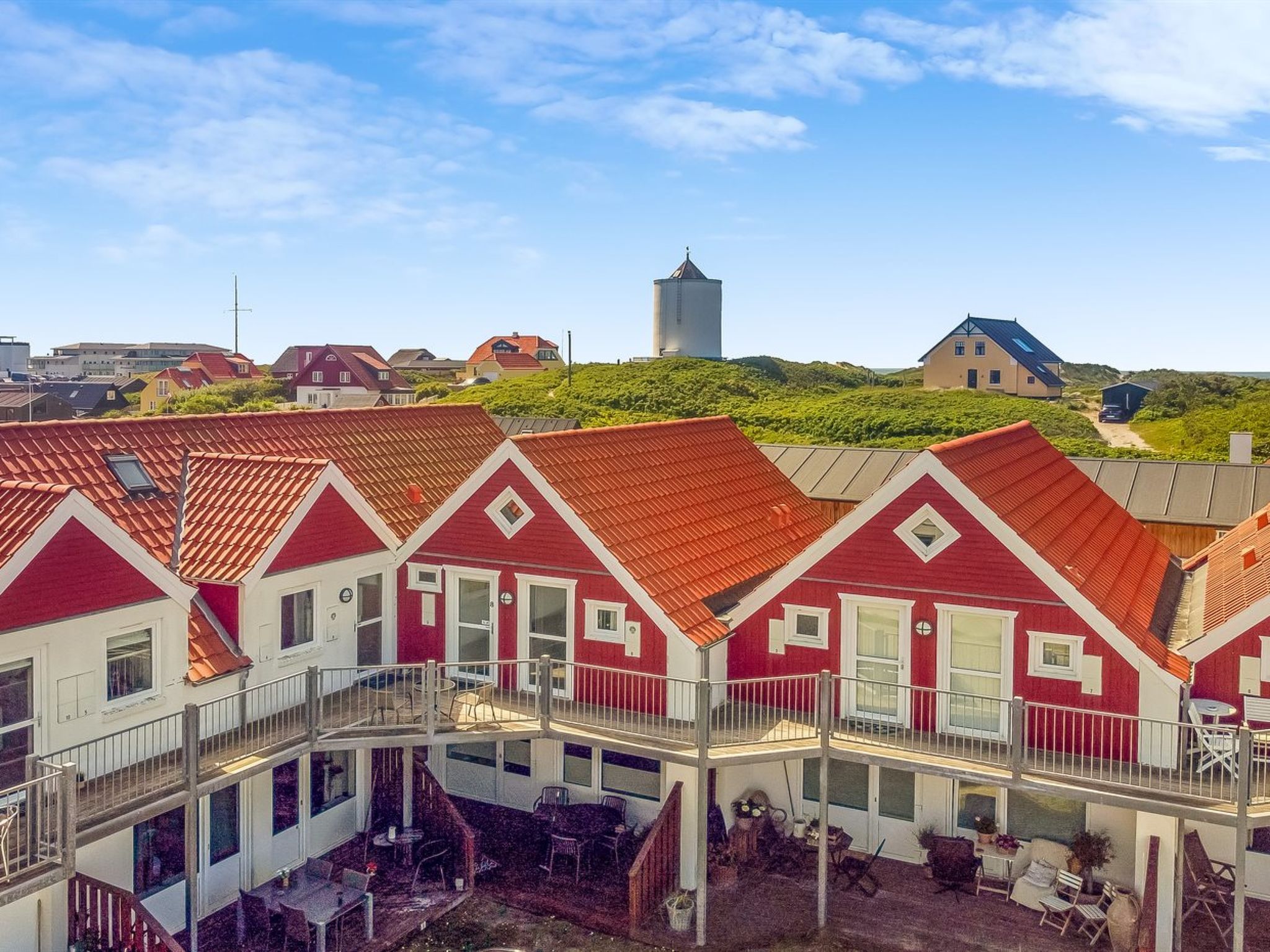 "Poulsen" - 200m from the sea - Outside
