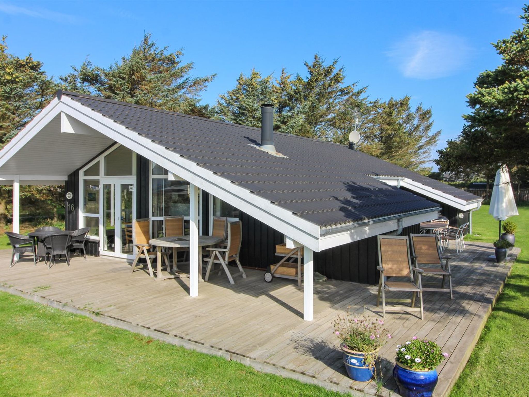 "Söhnke" - 400m from the sea-Buiten