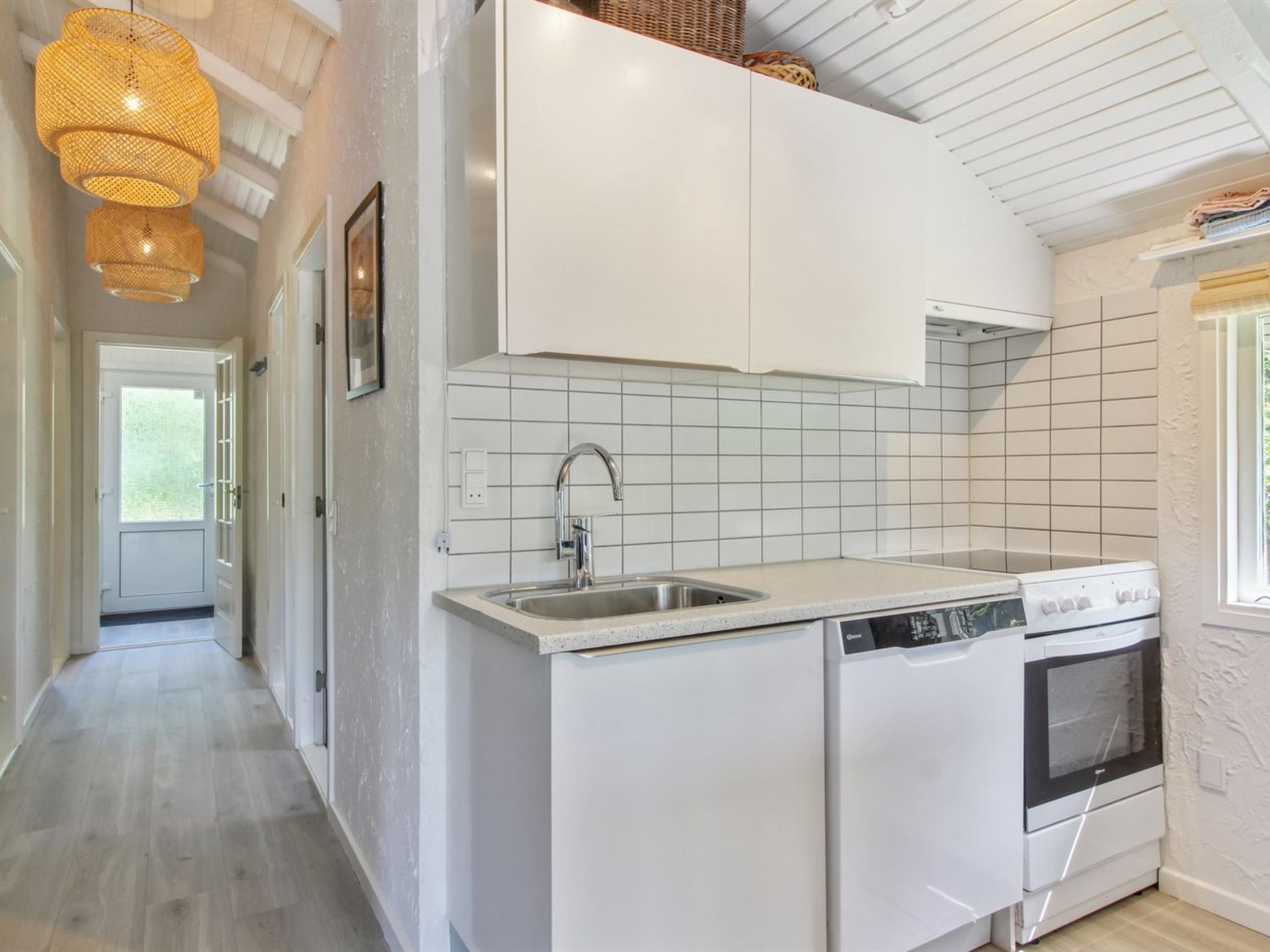 "Weland" - 800m from the sea