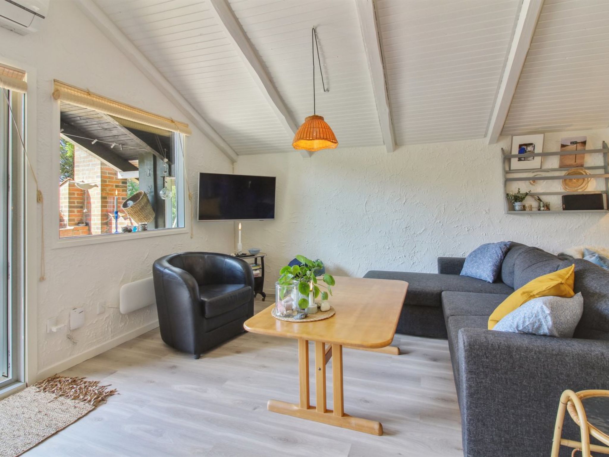 "Weland" - 800m from the sea - Binnen