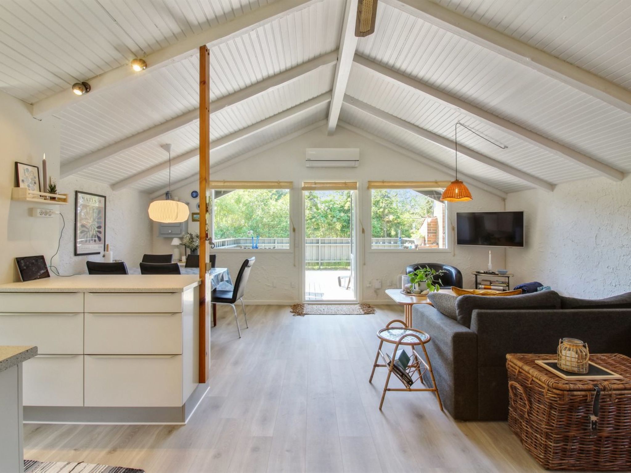 "Weland" - 800m from the sea - Binnen