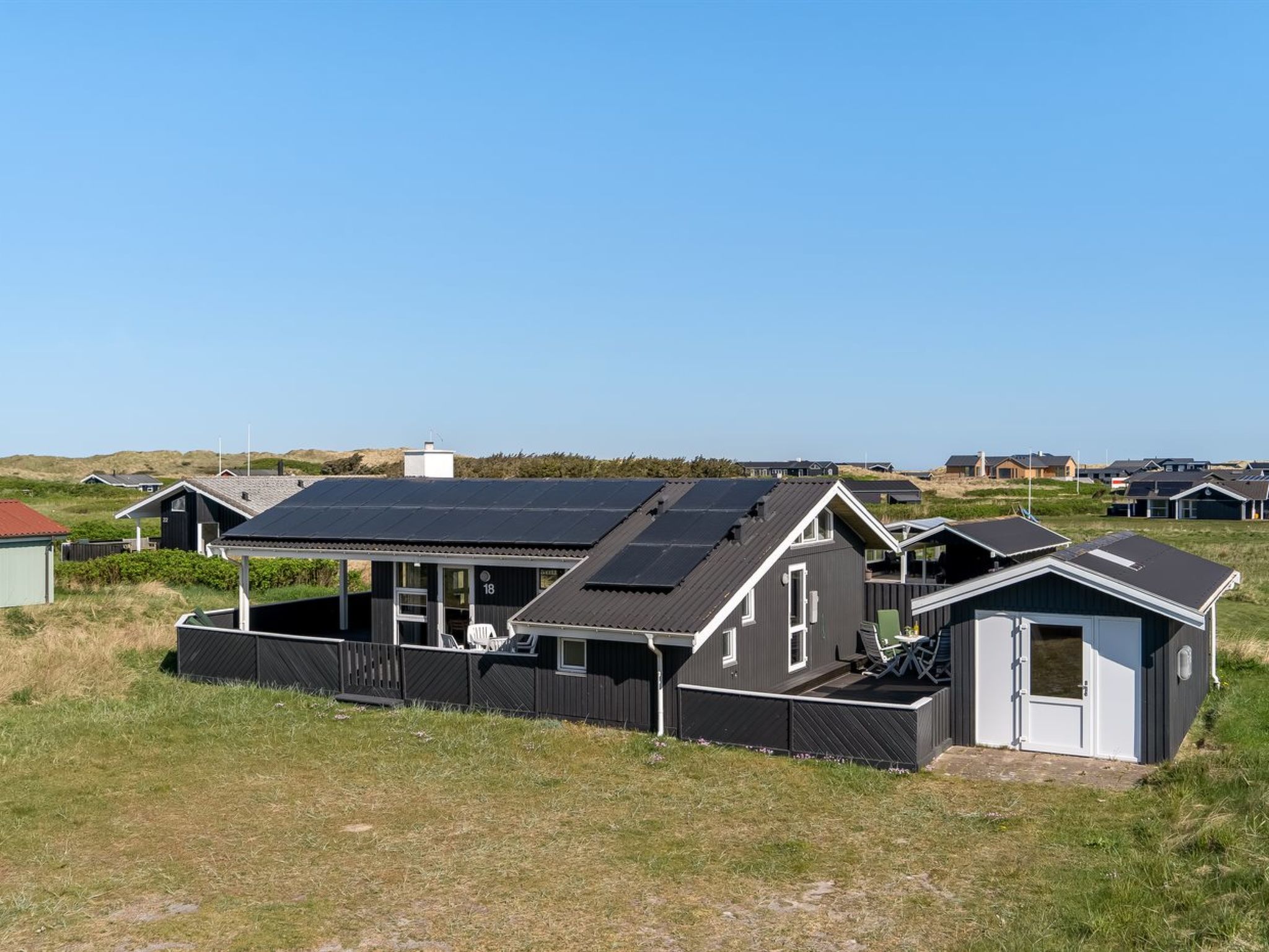 "Ralf" - 300m from the sea - Buiten