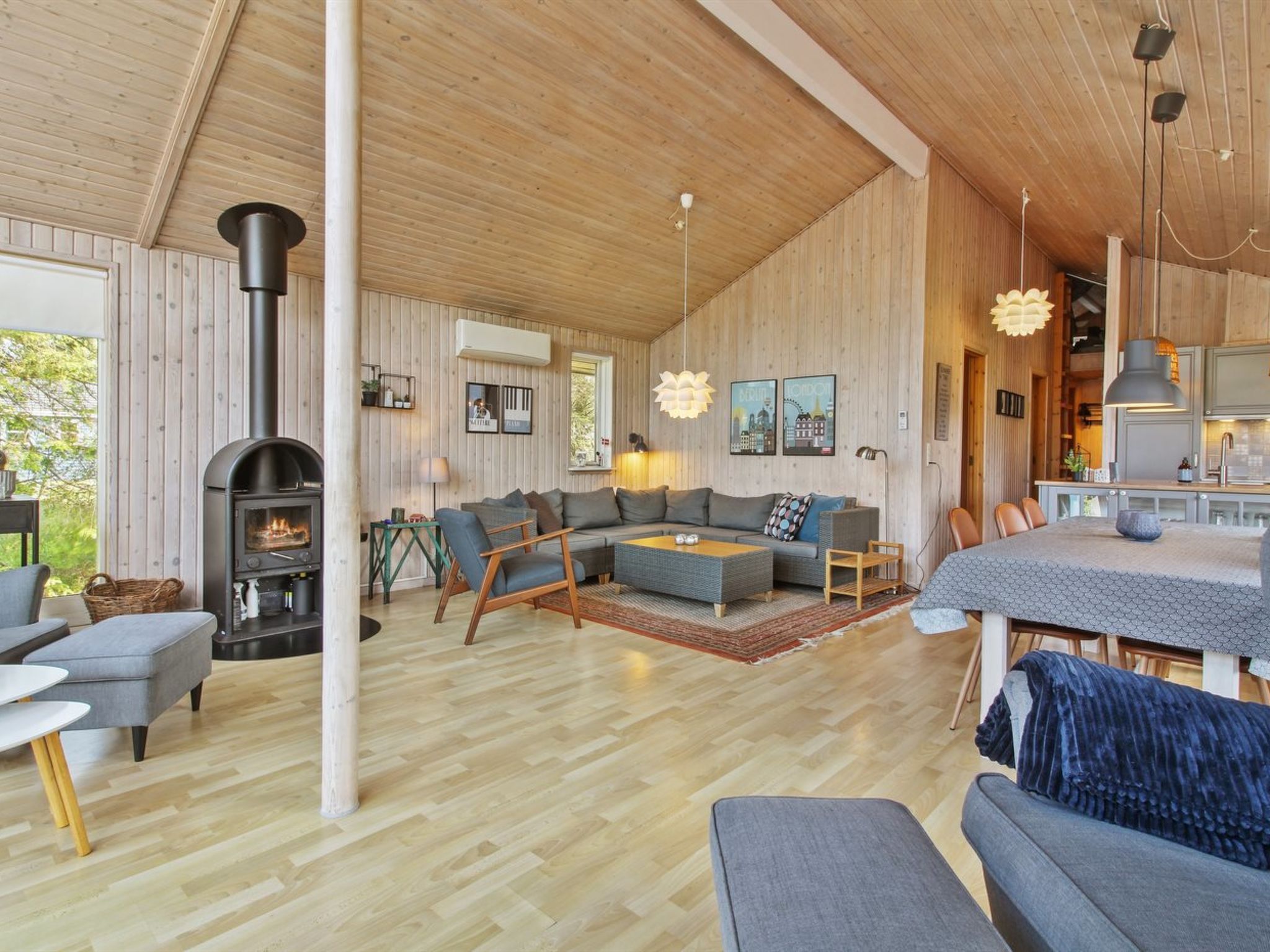 "Sari" - 600m from the sea - Inside