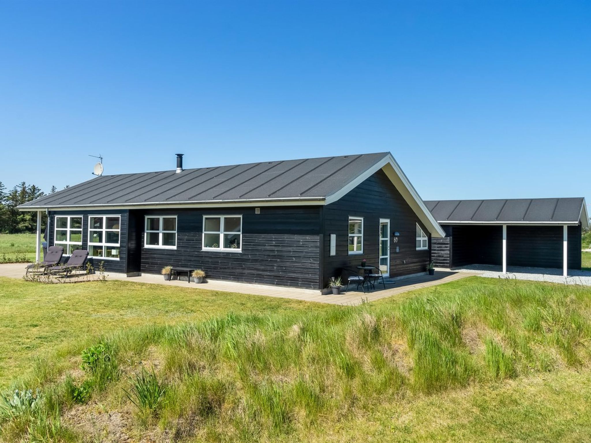 "Sinica" - 1.4km from the sea-Buiten