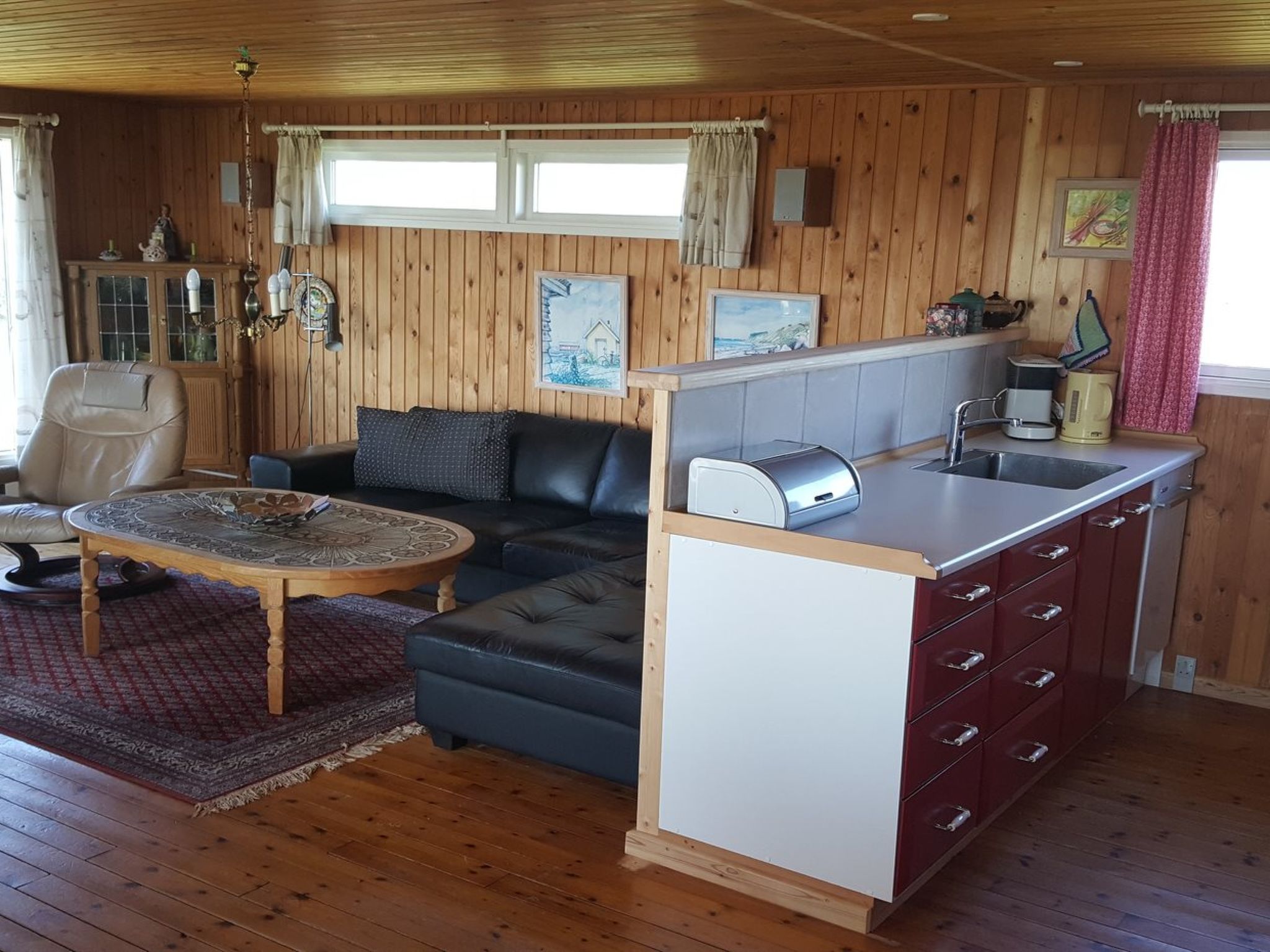 "Cathalin" - 100m from the sea - Binnen