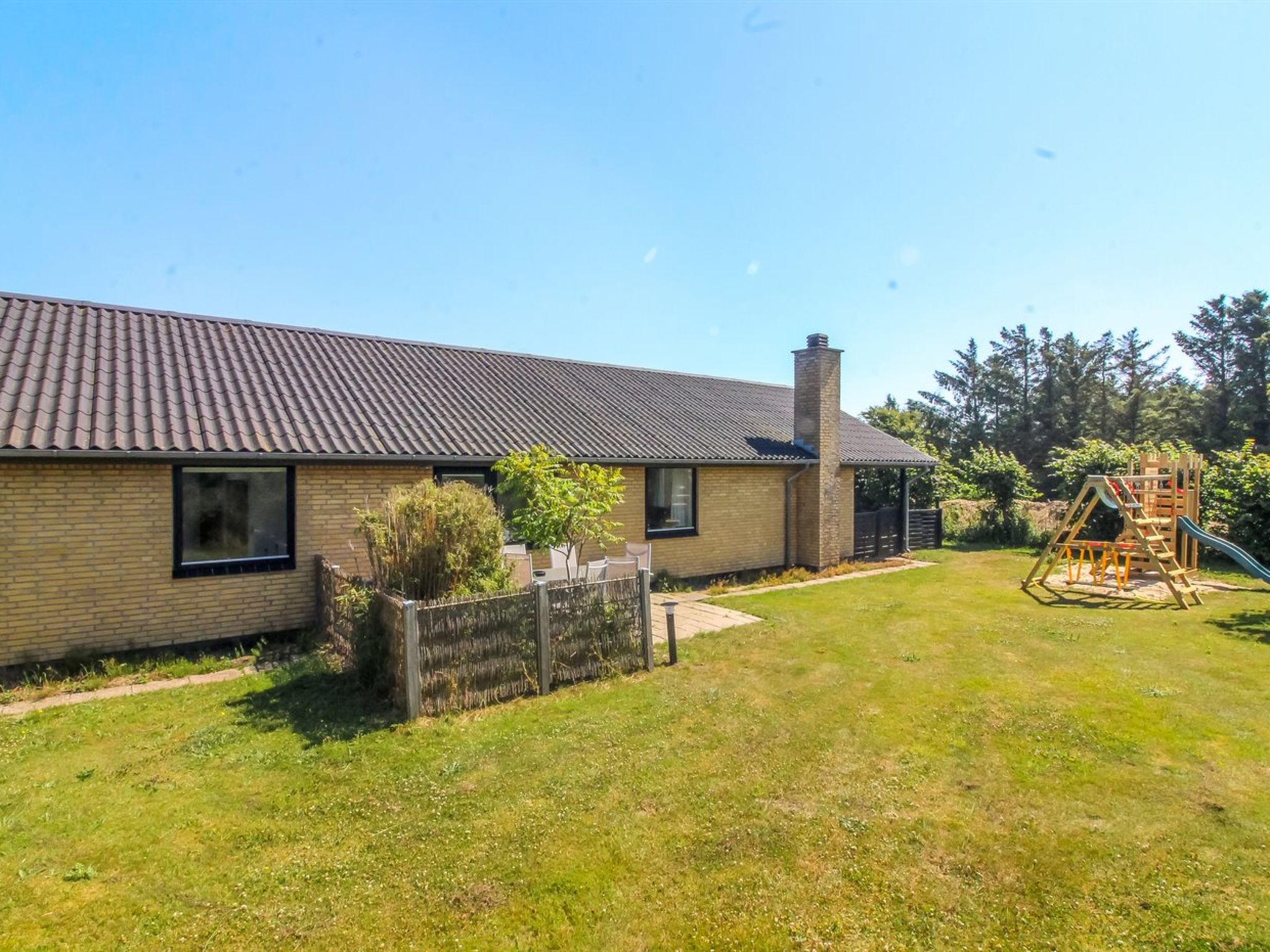"Urho" - 500m from the sea - Buiten