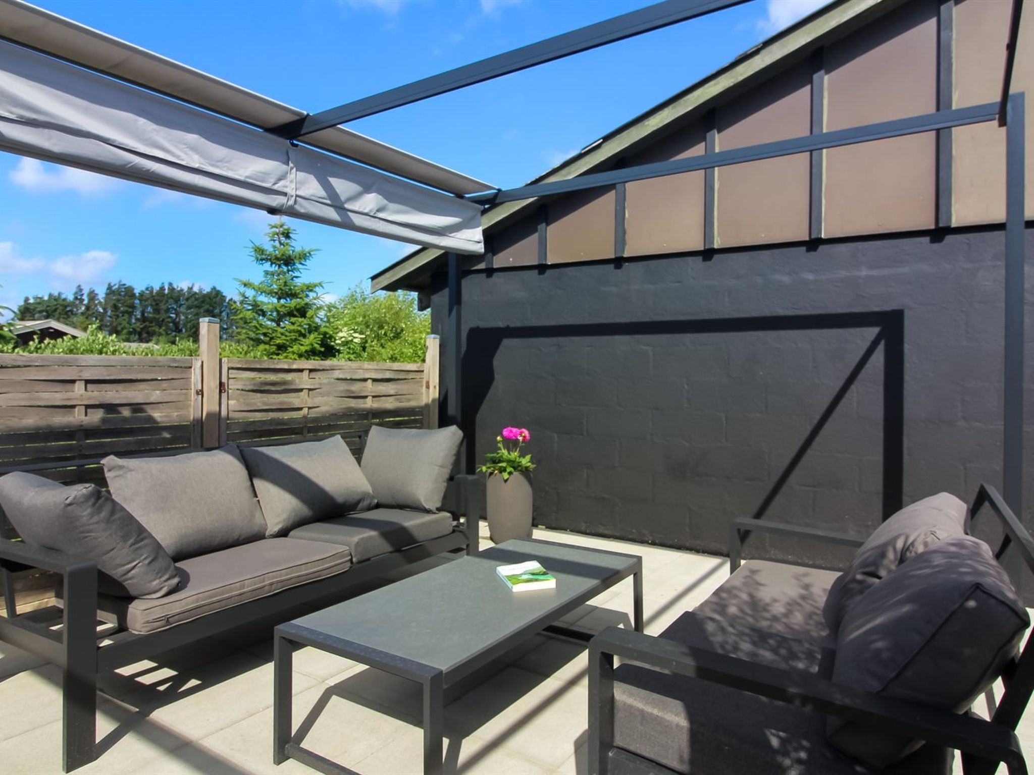 "Urho" - 500m from the sea - Buiten
