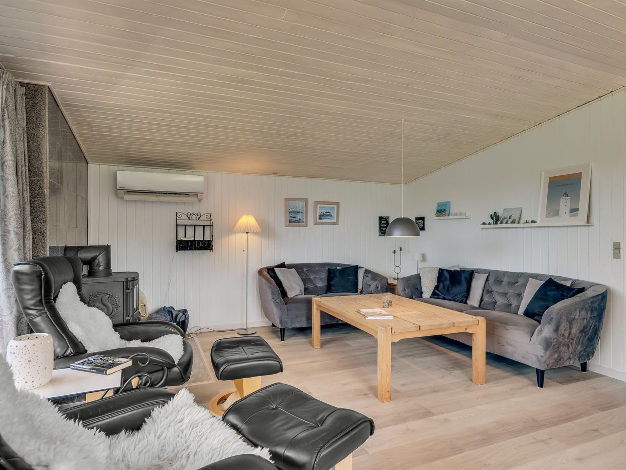 "Tonja" - 300m from the sea - Drinnen